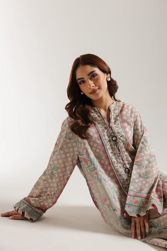 EMBROIDERED KAFTAN (E3495/103/330)