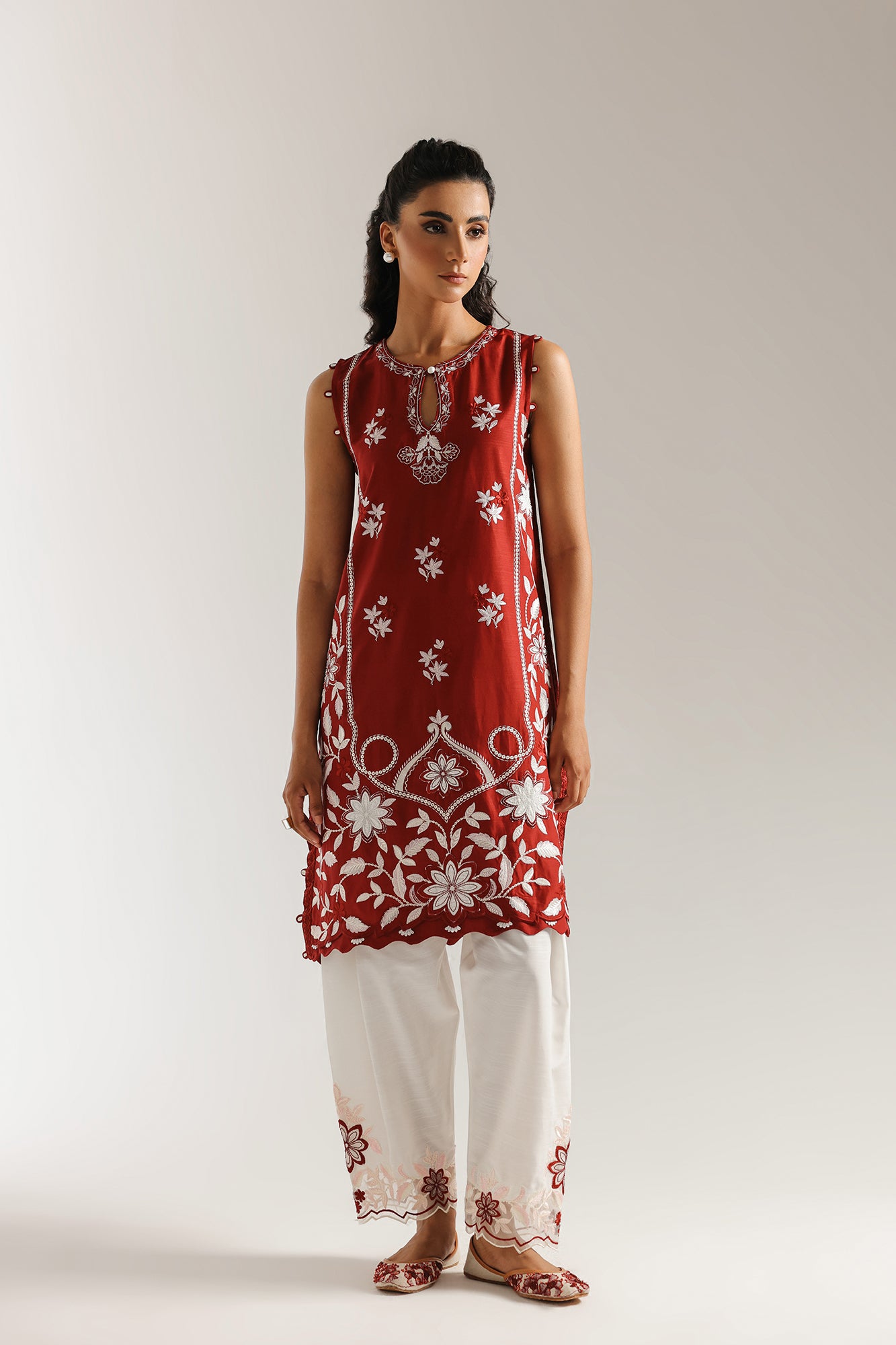 EMBROIDERED SUIT (E3507/103/402)