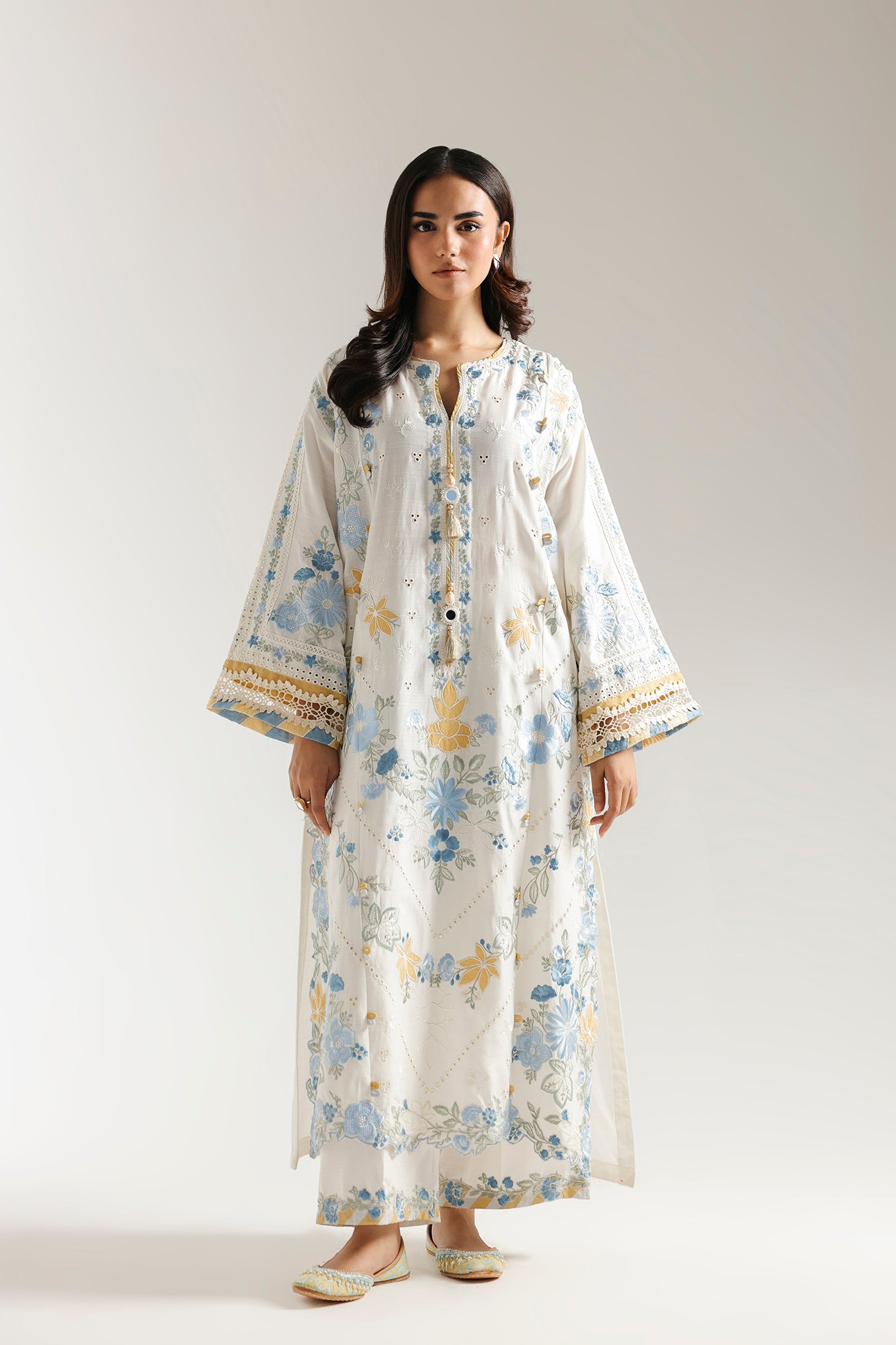 EMBROIDERED SUIT (E3509/103/003)