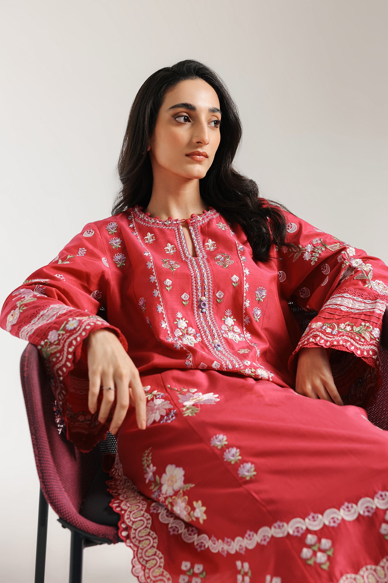 EMBROIDERED SUIT (E3512/103/407)