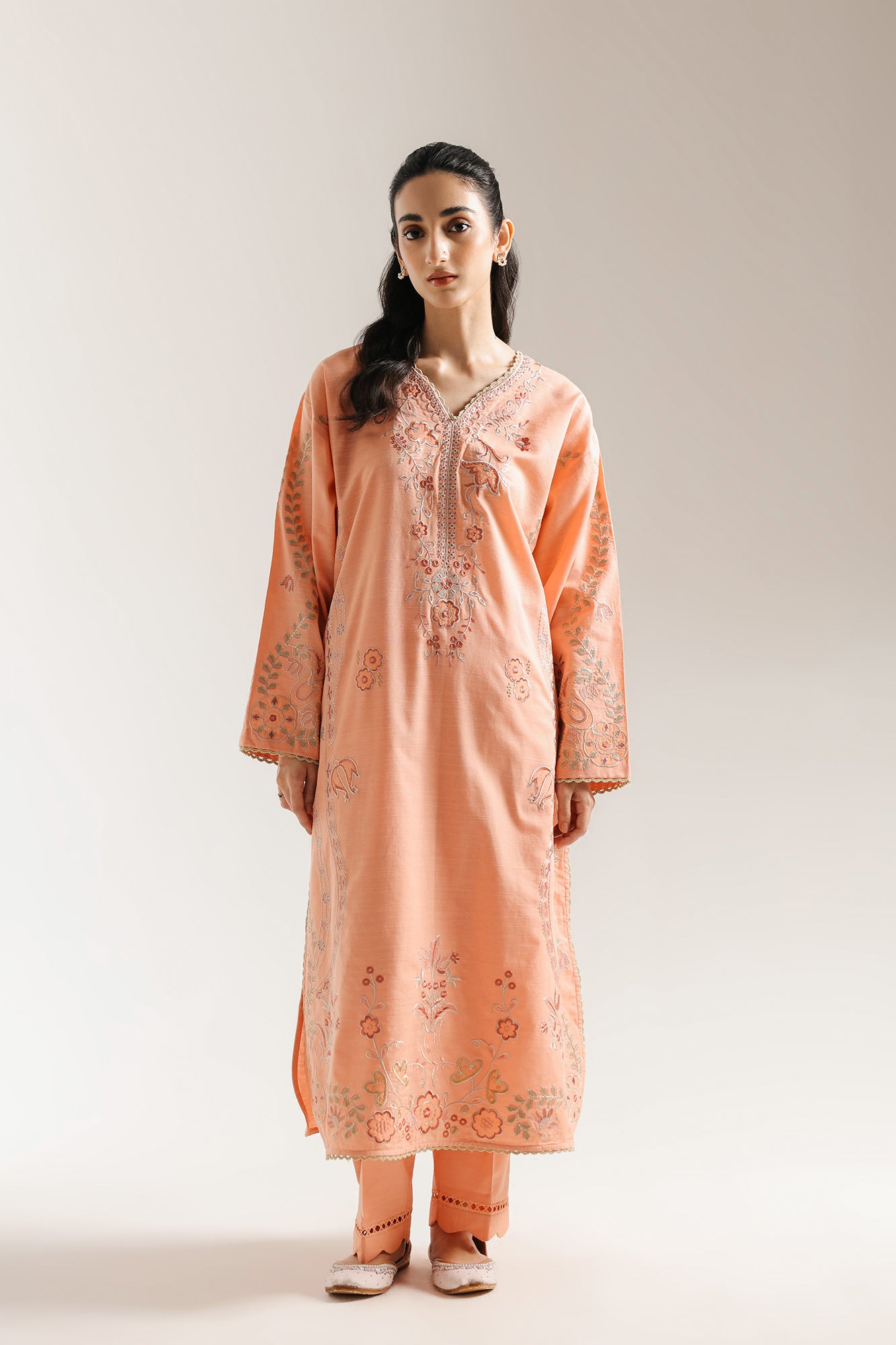 EMBROIDERED SUIT (E3601/103/214)