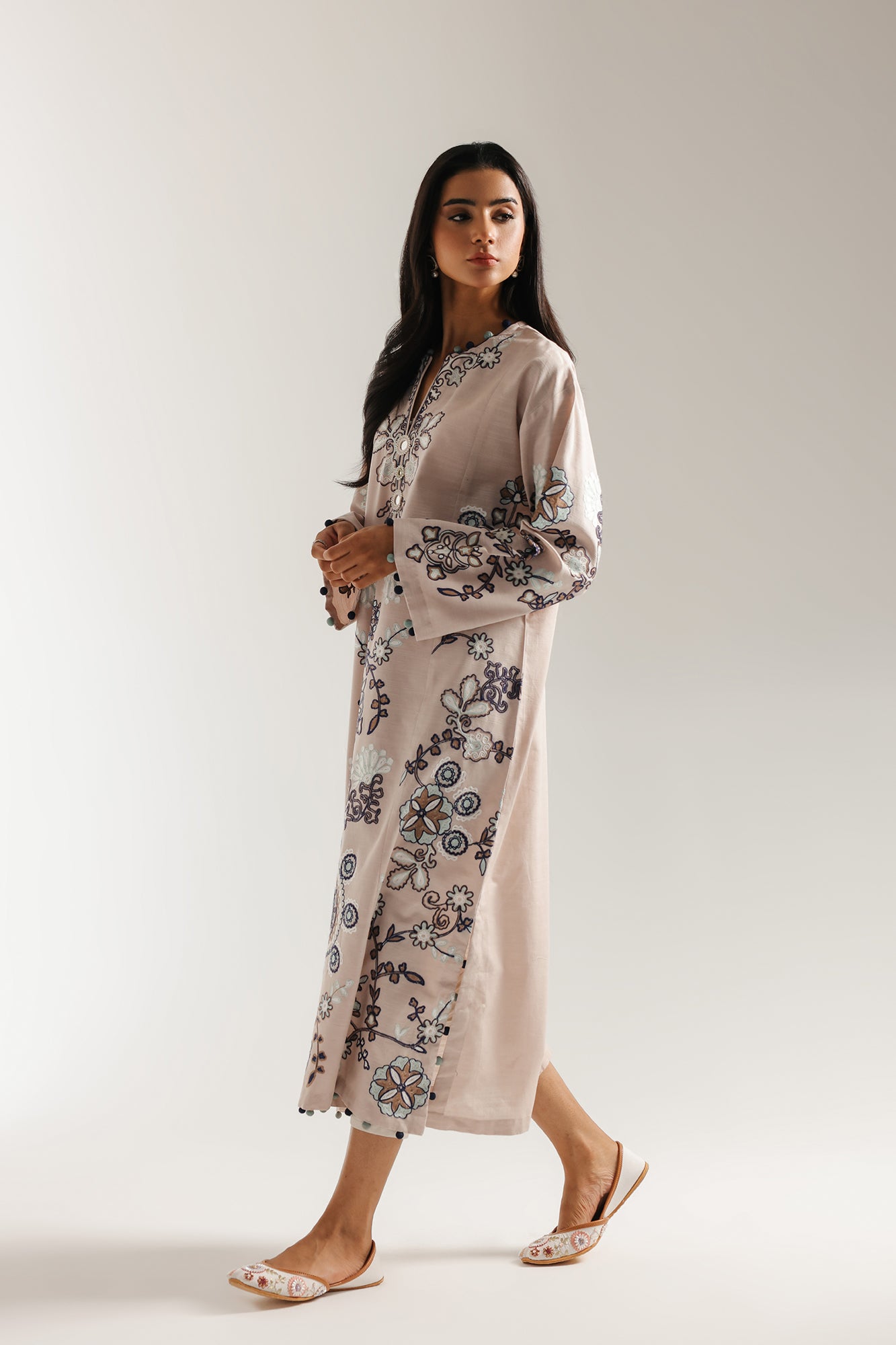 EMBROIDERED DRESS (E3609/103/809)