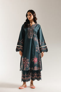 EMBROIDERED SUIT (E3620/103/329)
