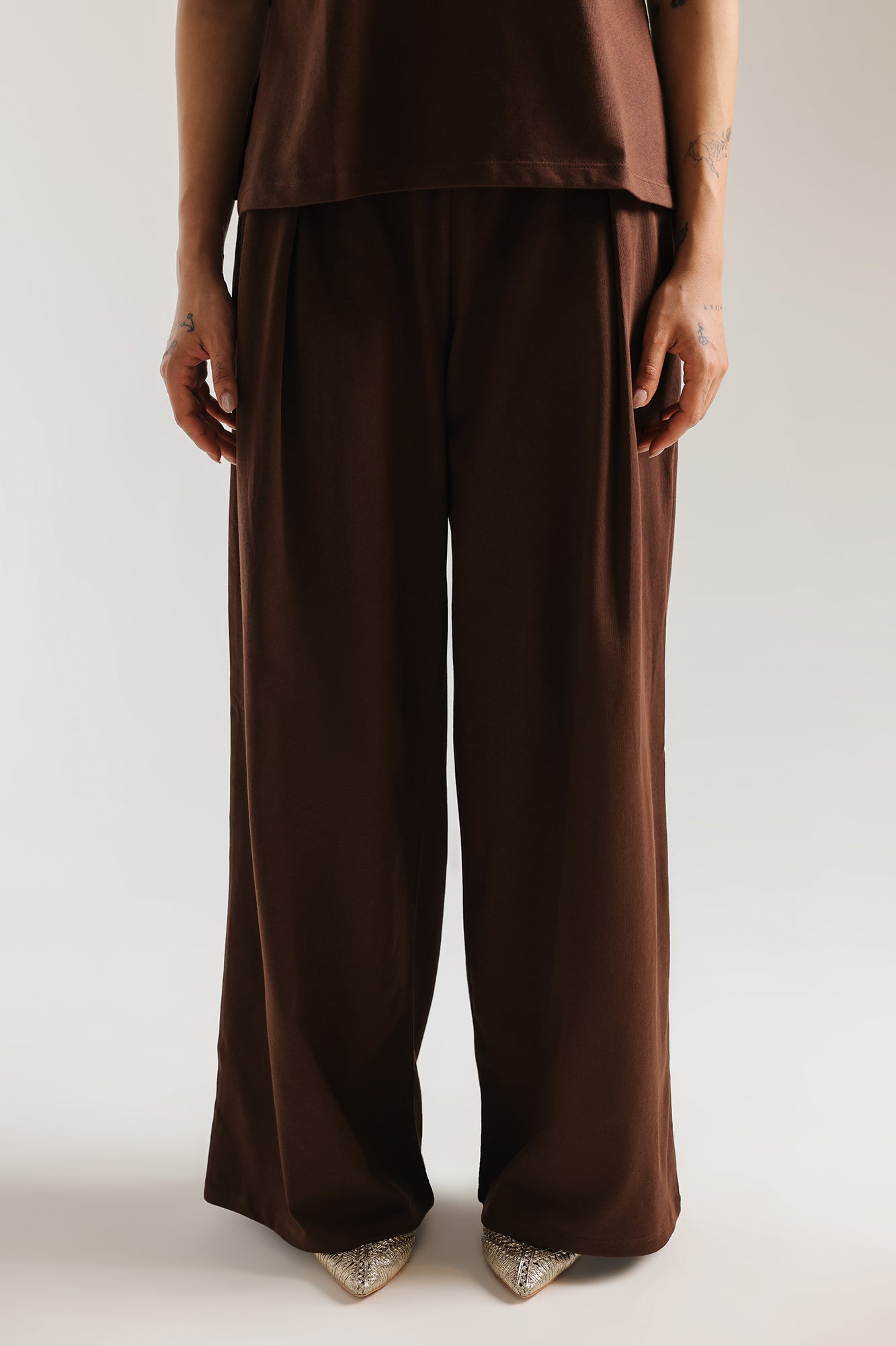 SUIT (E3625/108/801)