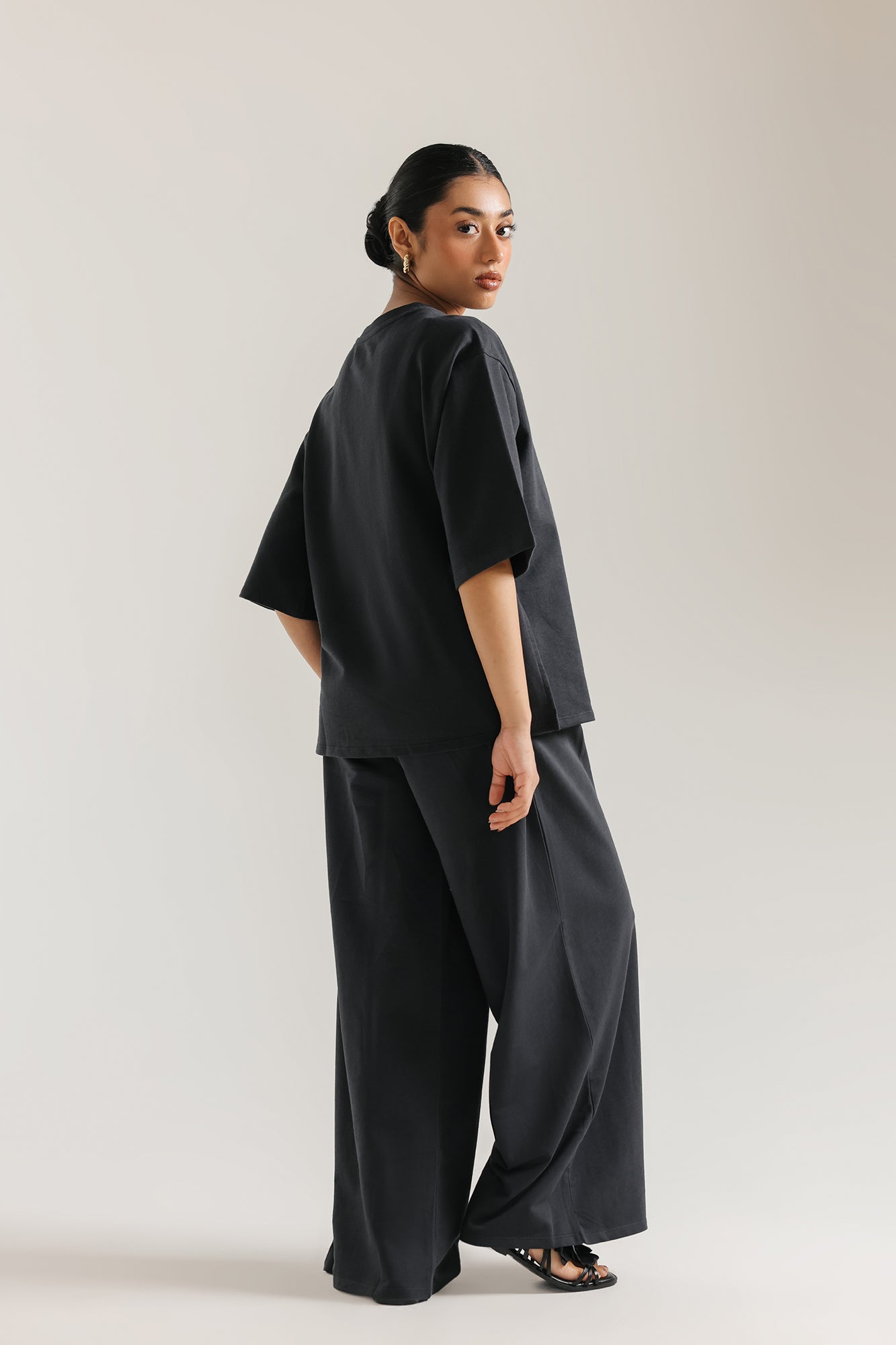 SUIT (E3628/108/906)