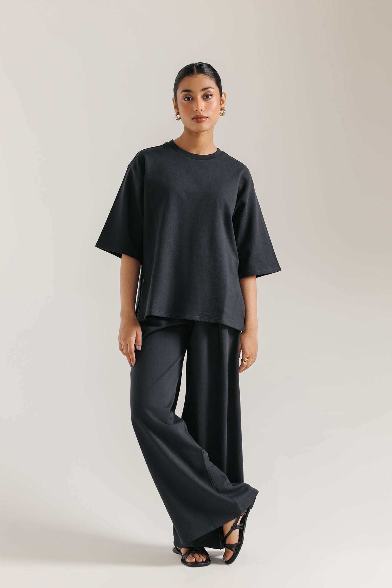 SUIT (E3629/108/906)