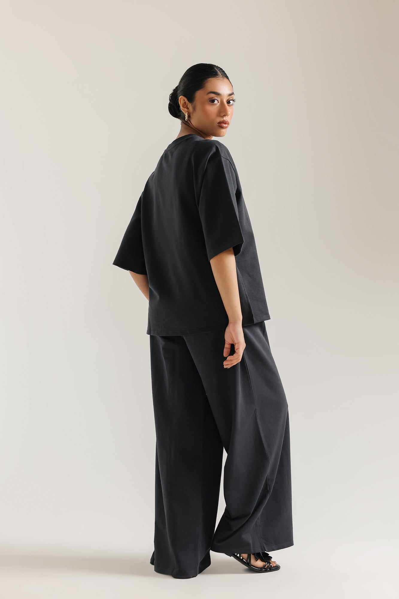 SUIT (E3629/108/906)