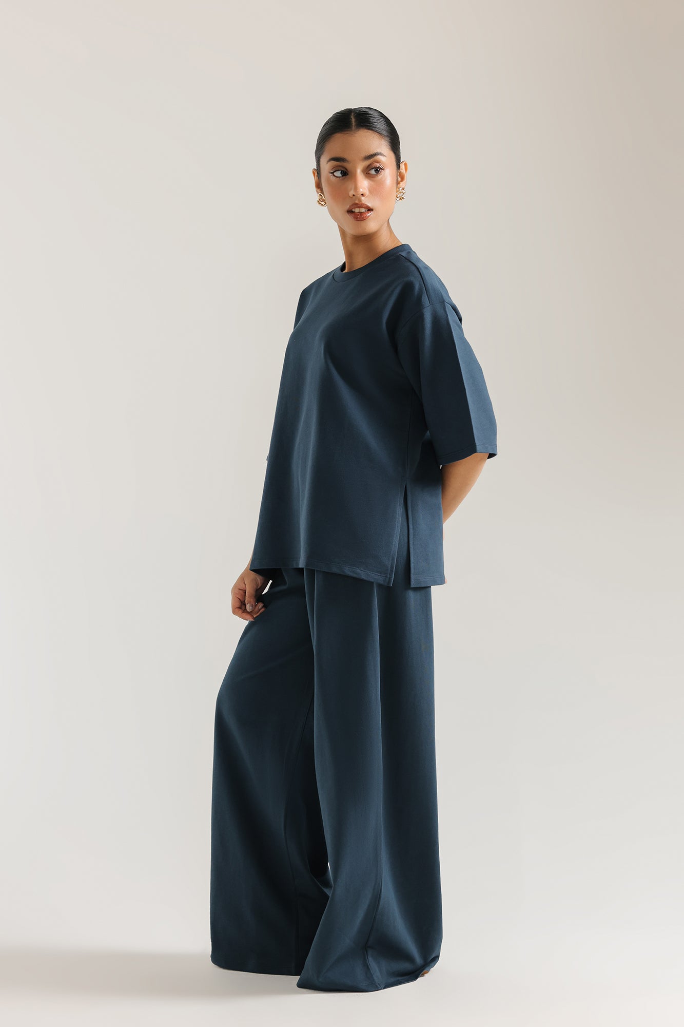 SUIT (E3629/108/907)