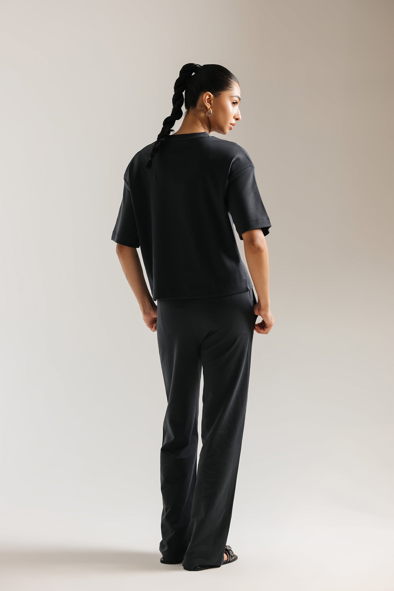 SUIT (E3630/108/906)