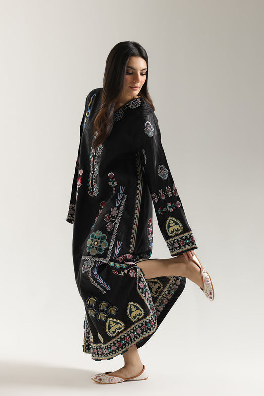 EMBROIDERED KAFTAN (E3637/103/902)