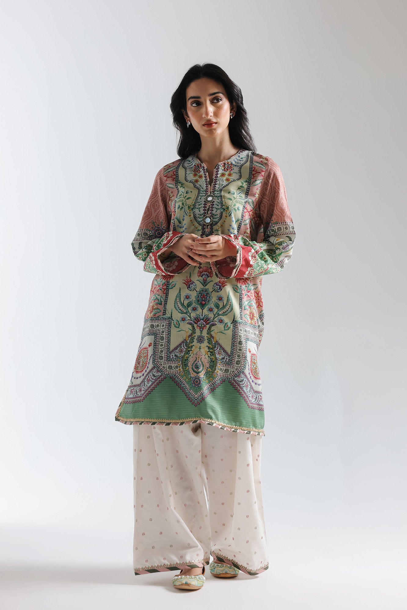 EMBROIDERED SUIT (E3640/103/719)