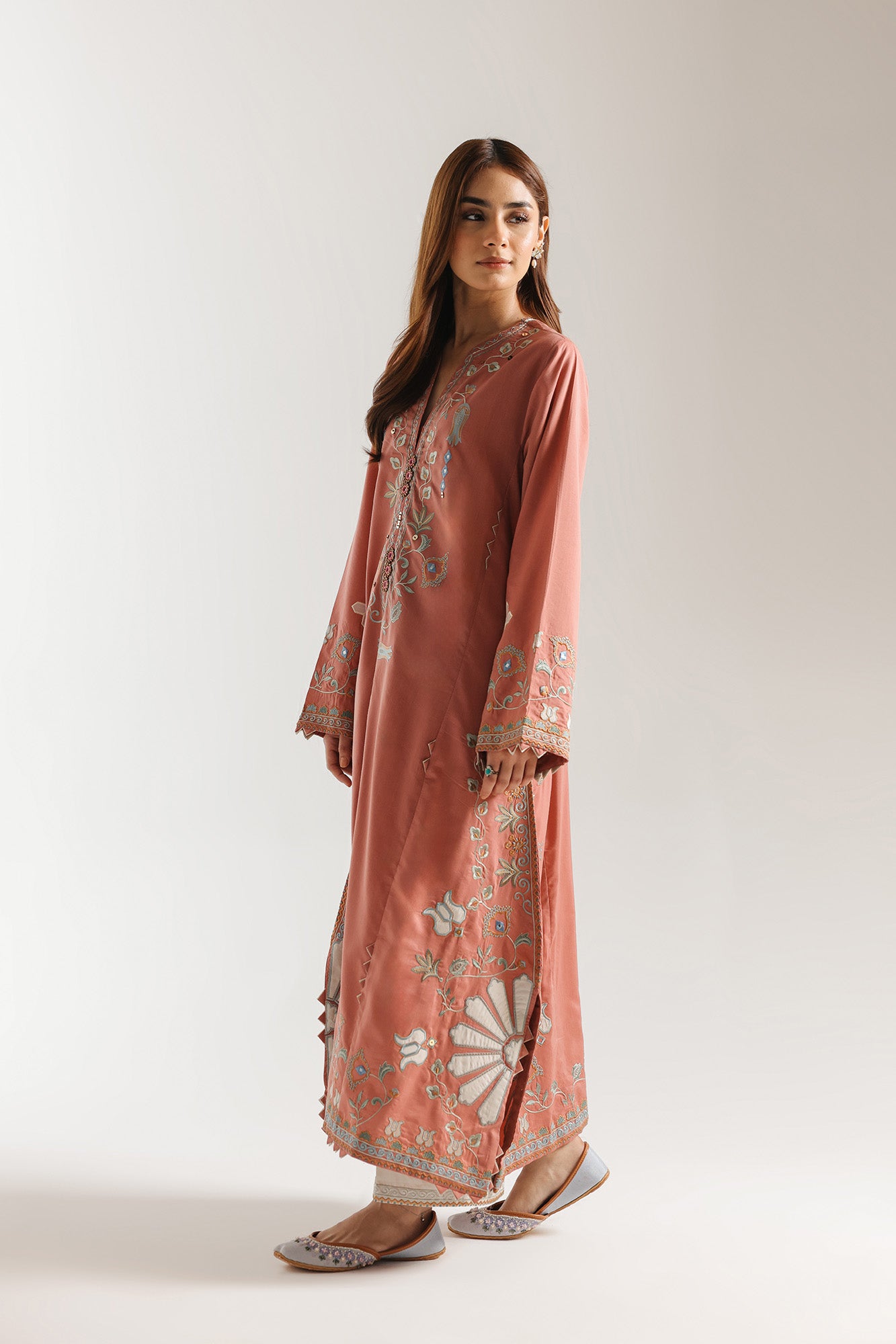 EMBROIDERED SUIT (E3703/103/314)