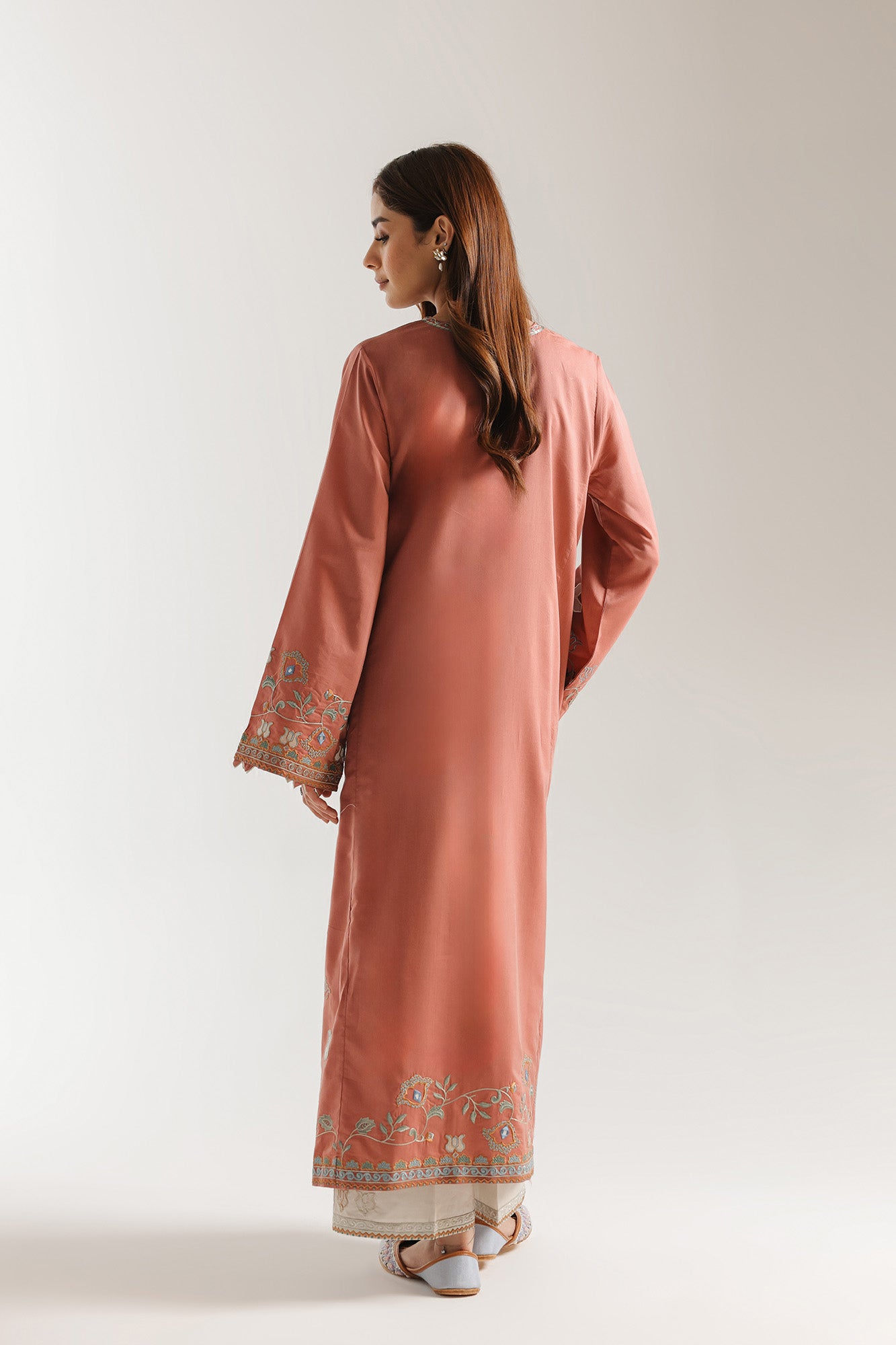 EMBROIDERED SUIT (E3703/103/314)