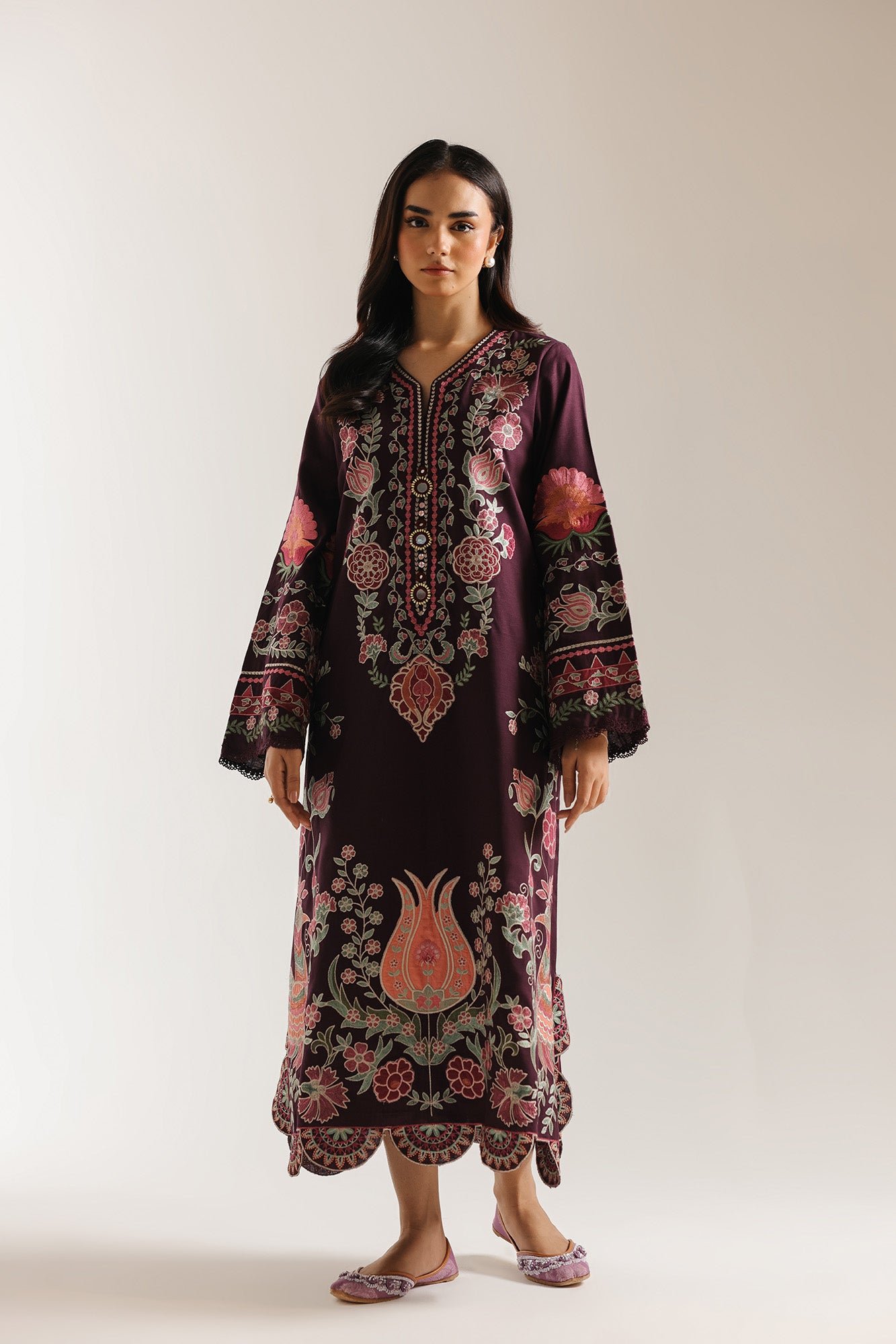 EMBROIDERED KAFTAN (E3734/103/516)