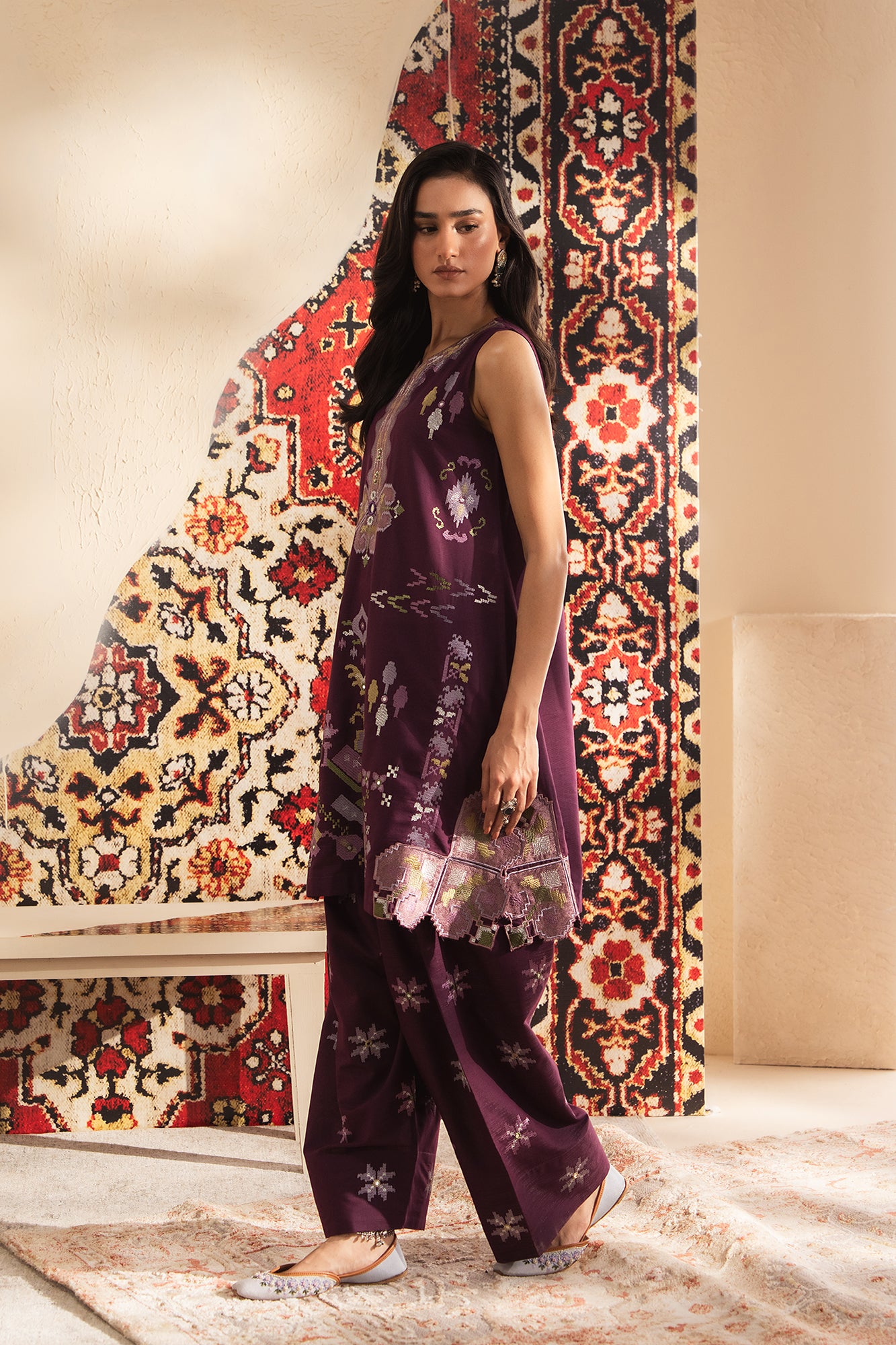 EMBROIDERED SUIT (E4029/103/403)
