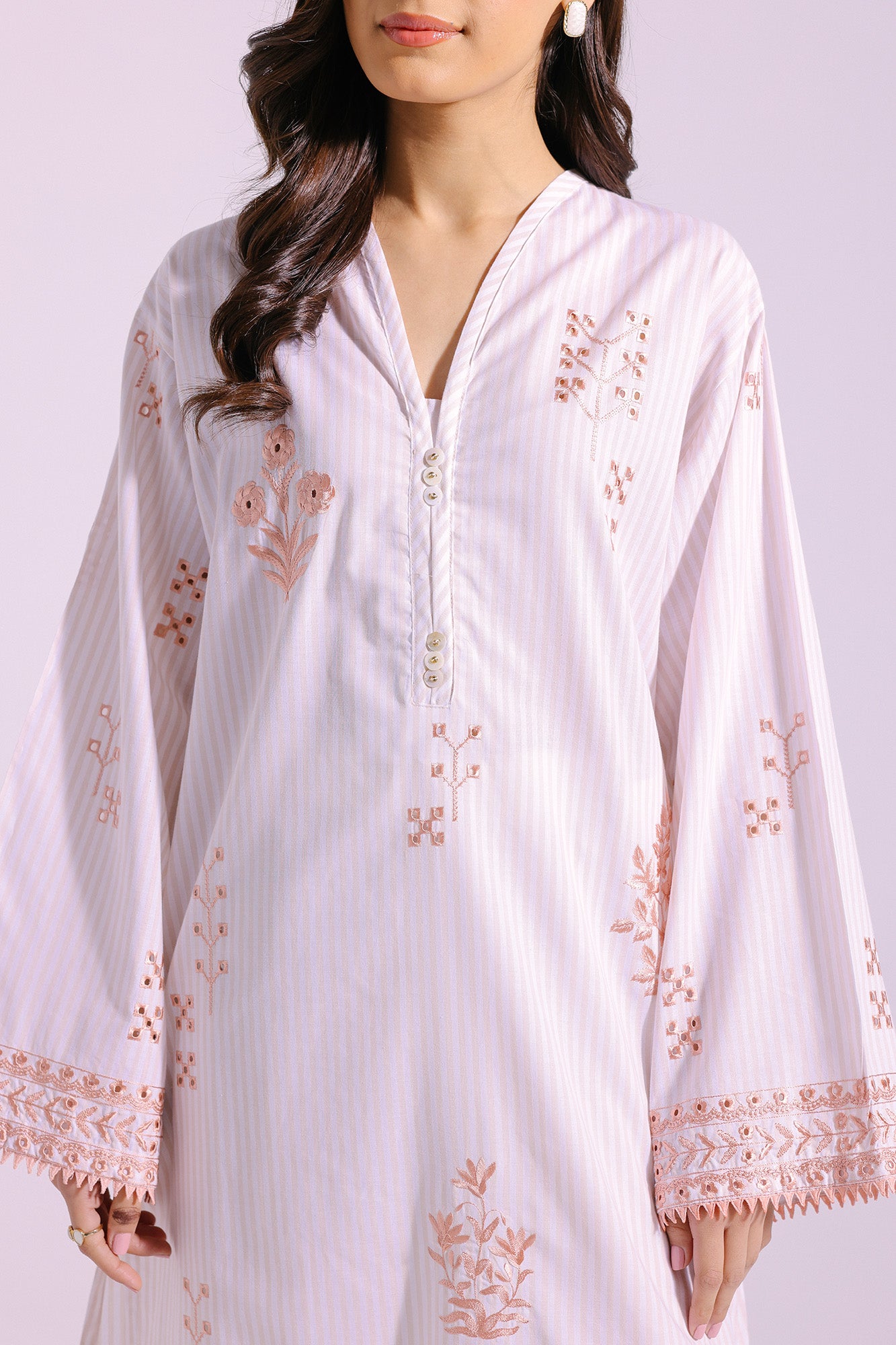 EMBROIDERED SHIRT (E4035/102/329)