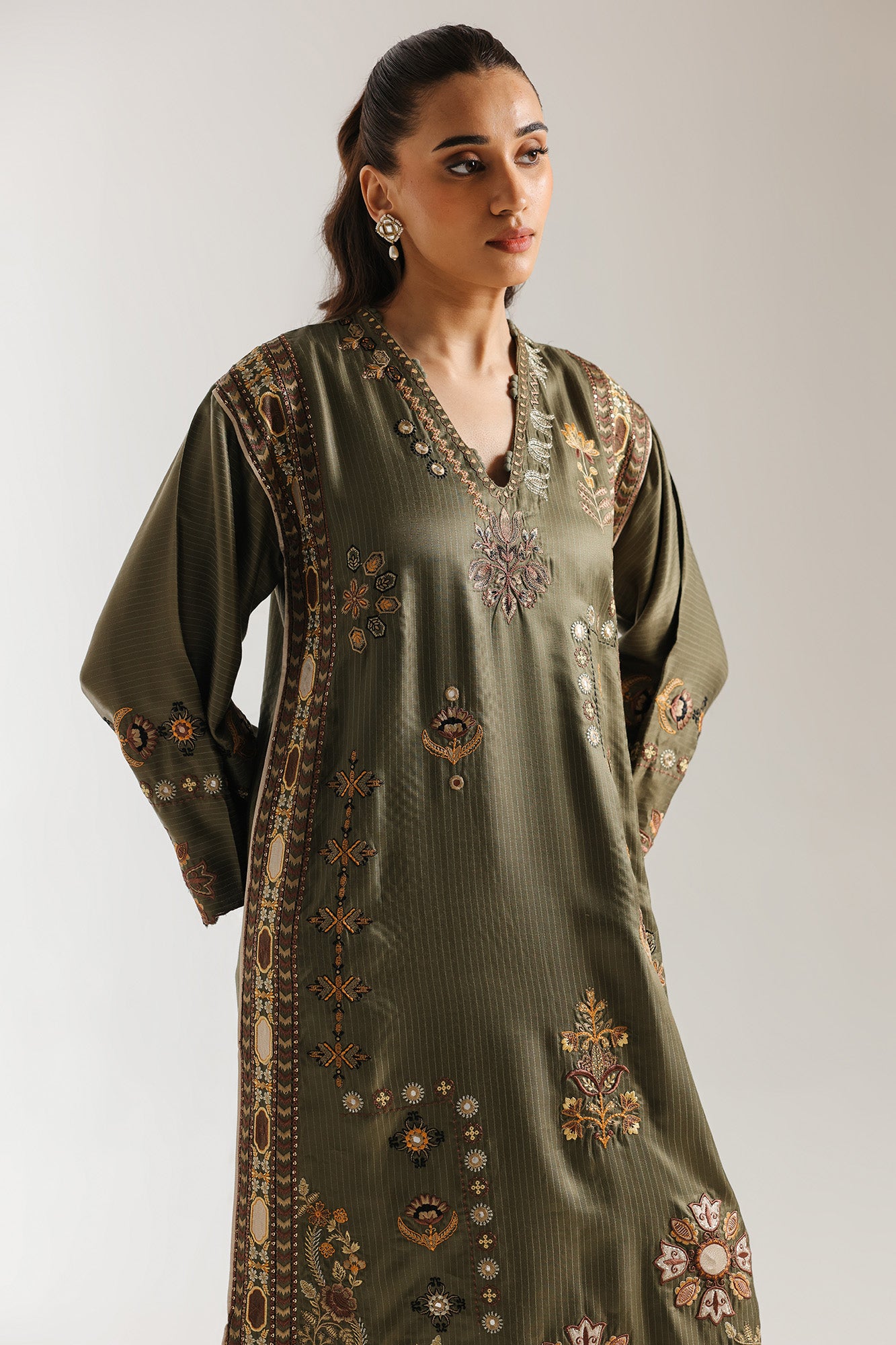 EMBROIDERED SHIRT (E4039/103/117)
