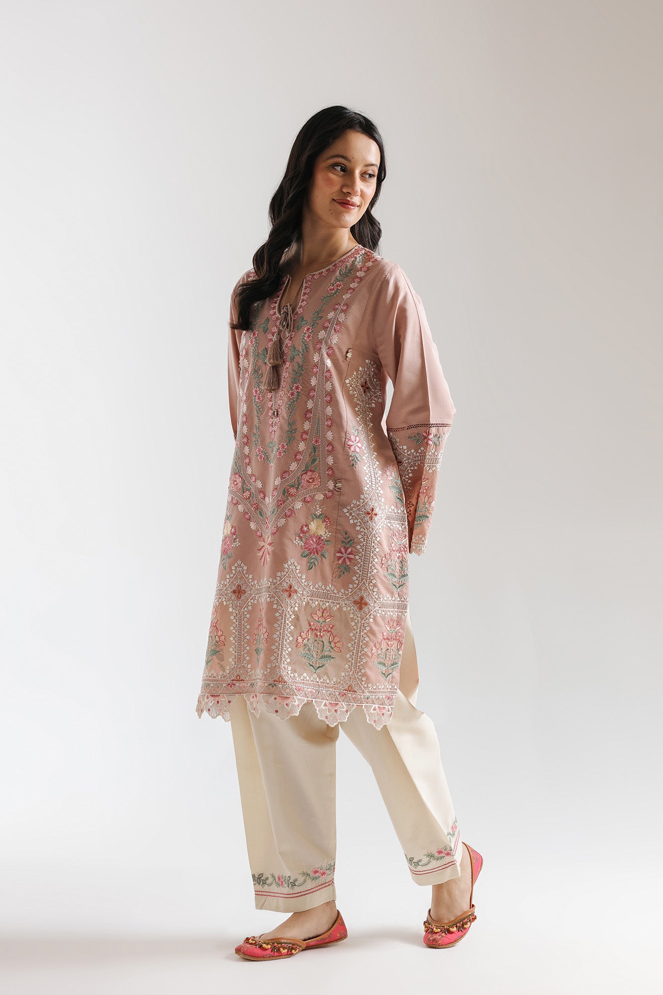 EMBROIDERED SUIT (E4067/103/527)