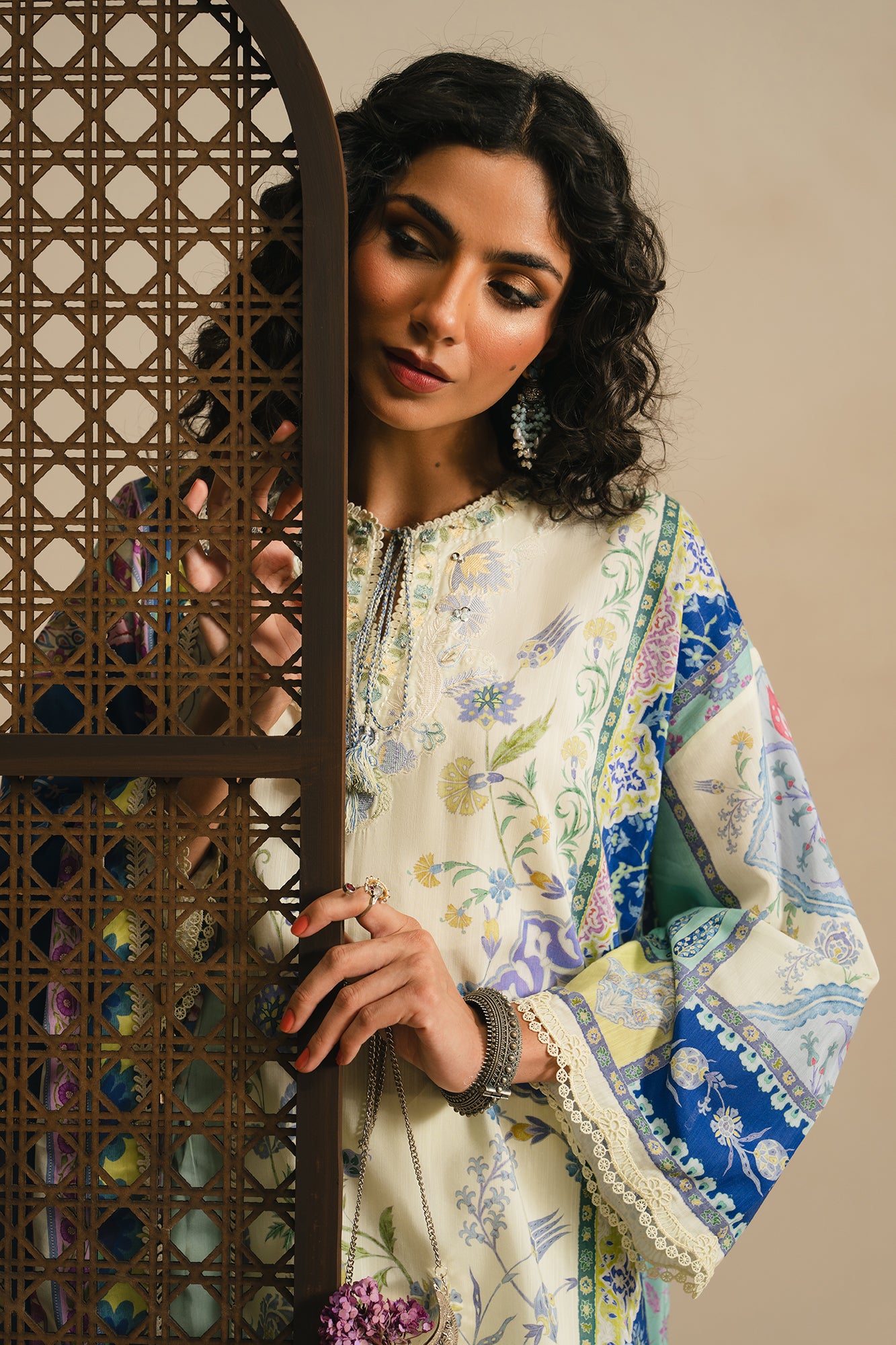 EMBROIDERED SUIT (E4086/103/002)