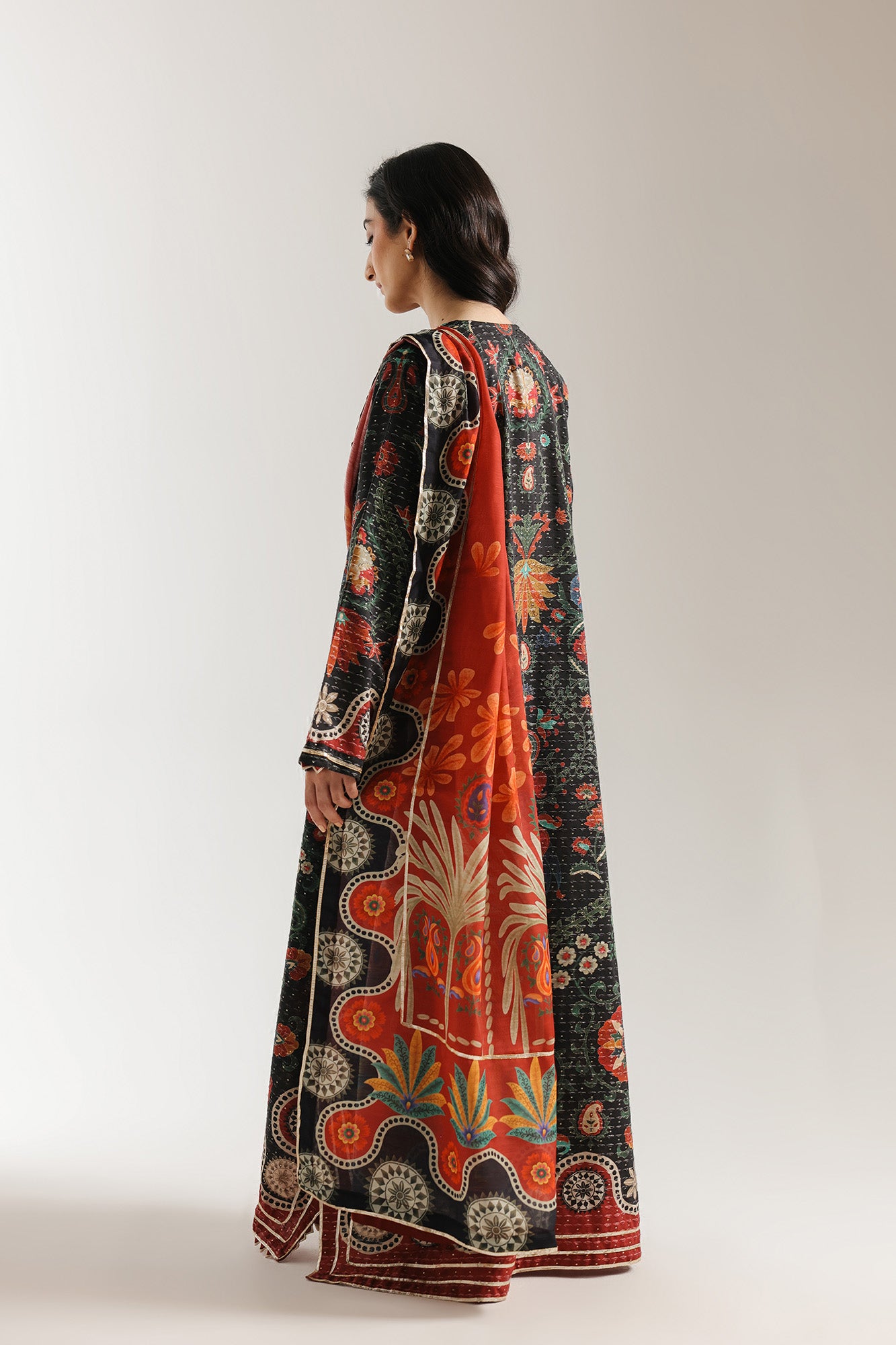 EMBROIDERED SUIT (E4105/103/902)