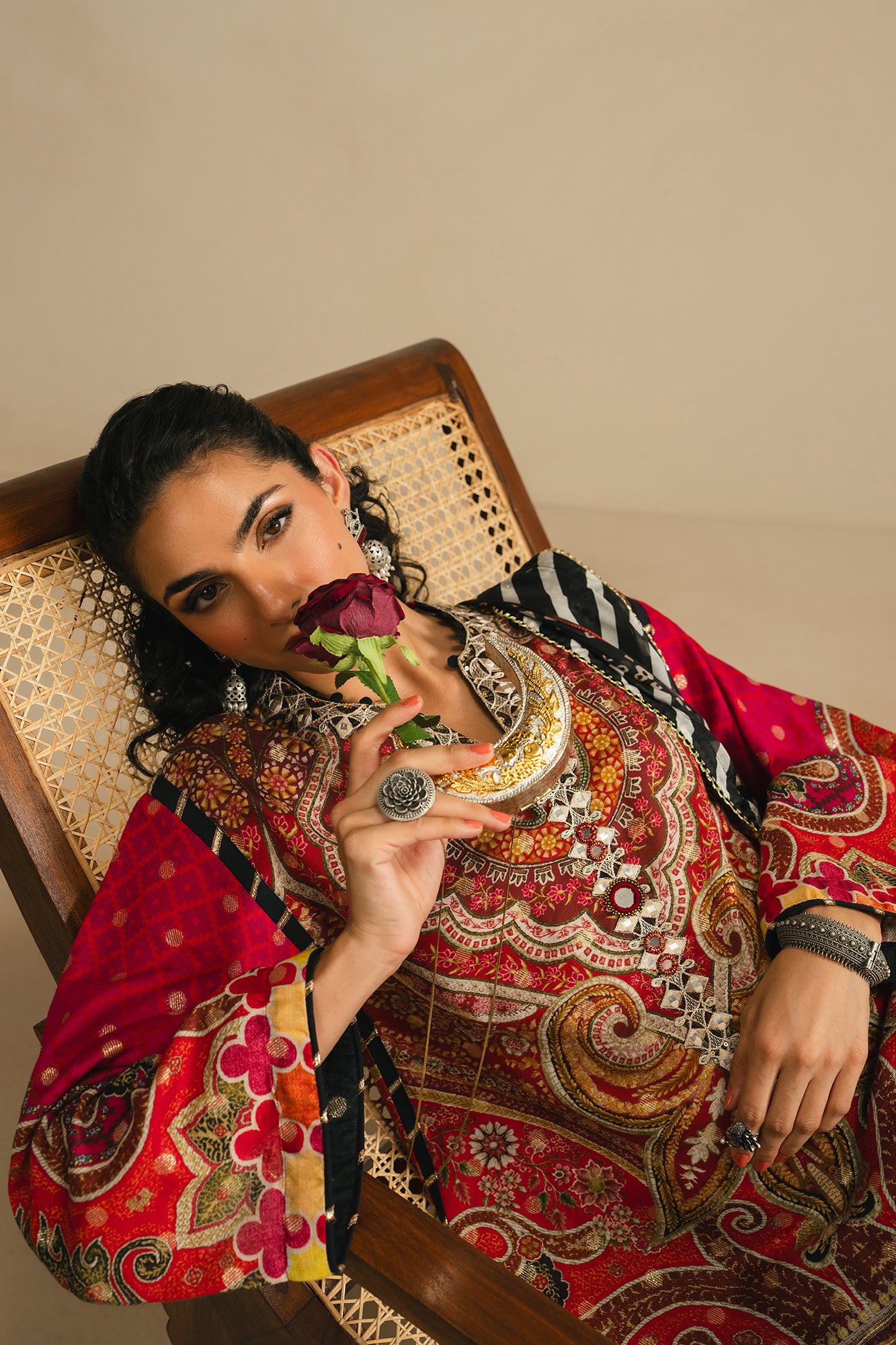 EMBROIDERED SUIT (E4110/103/321)