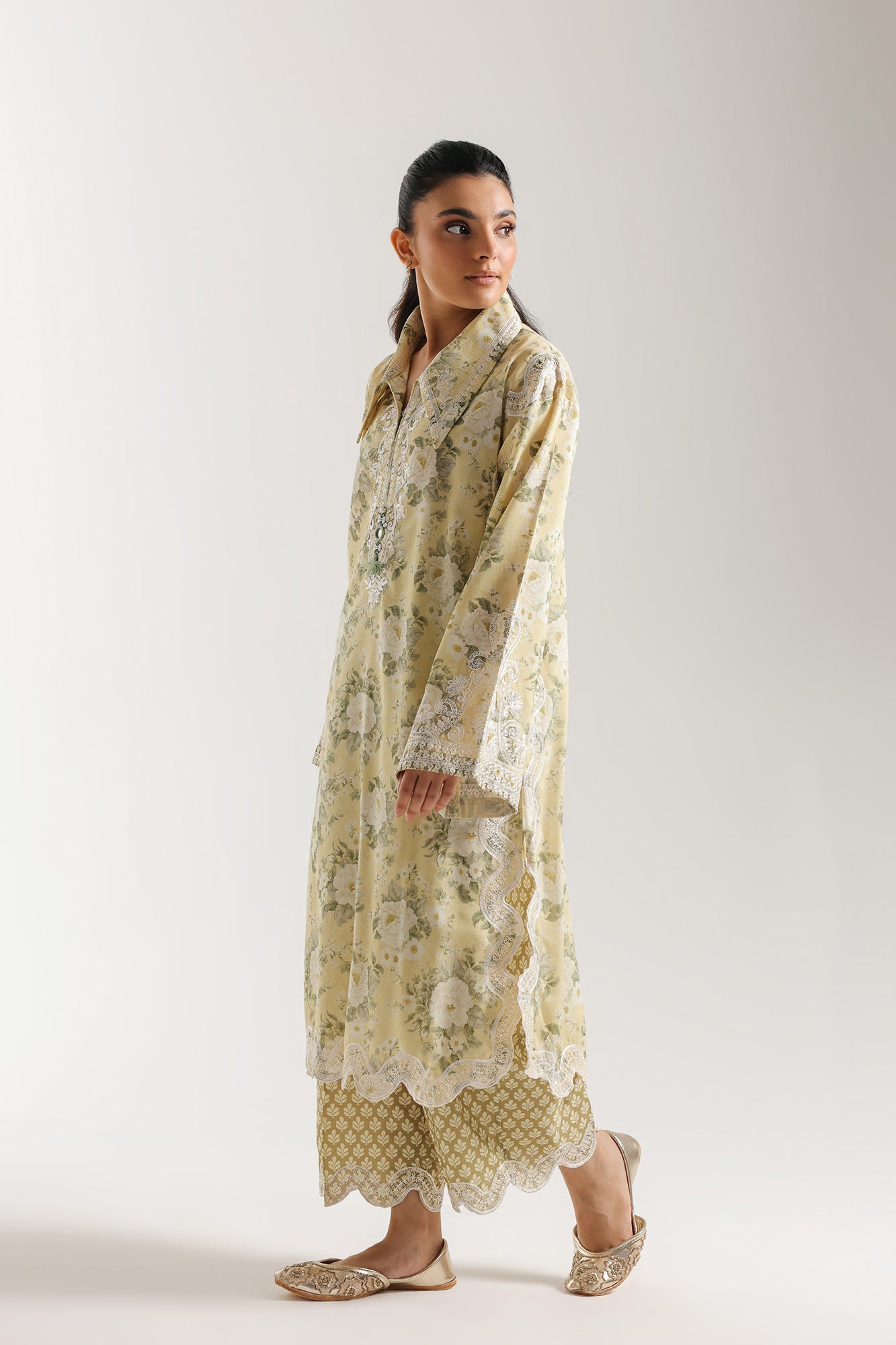 EMBROIDERED SUIT (E4272/103/110)