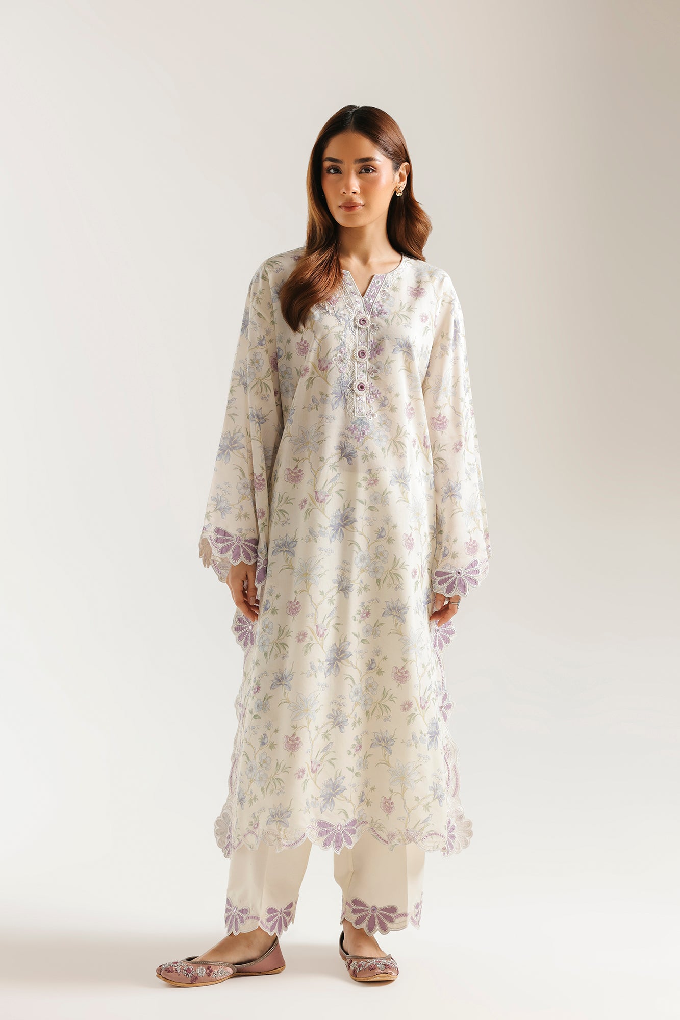EMBROIDERED SUIT (E4414/103/003)