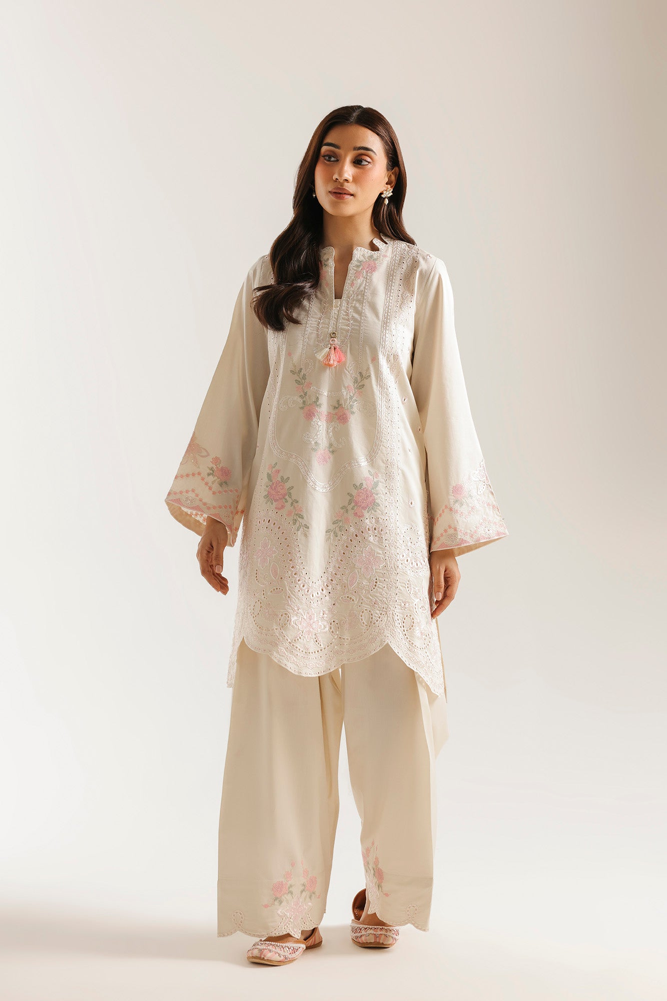 EMBROIDERED SUIT (E4449/103/002)