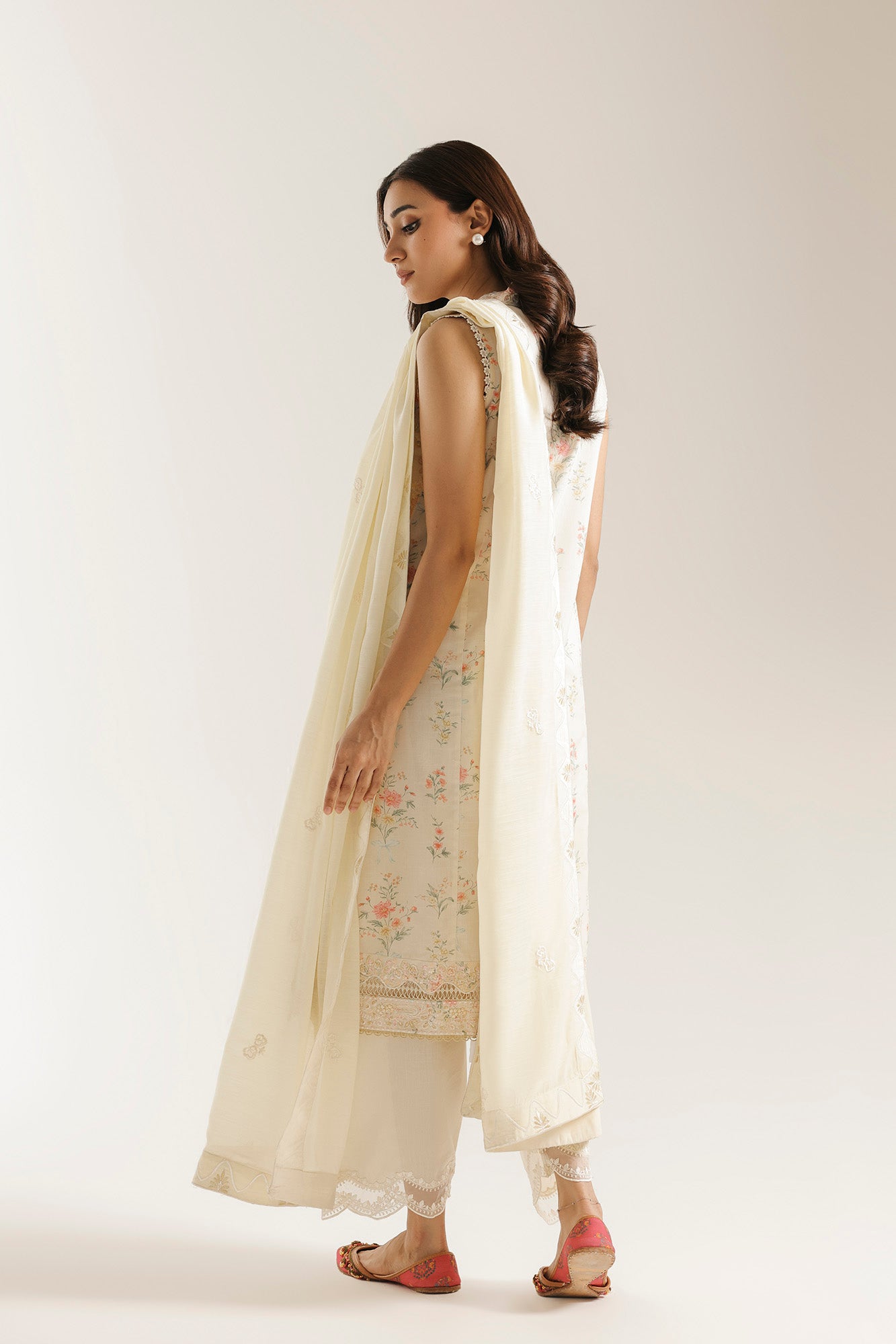 EMBROIDERED SUIT (E4463/103/002)