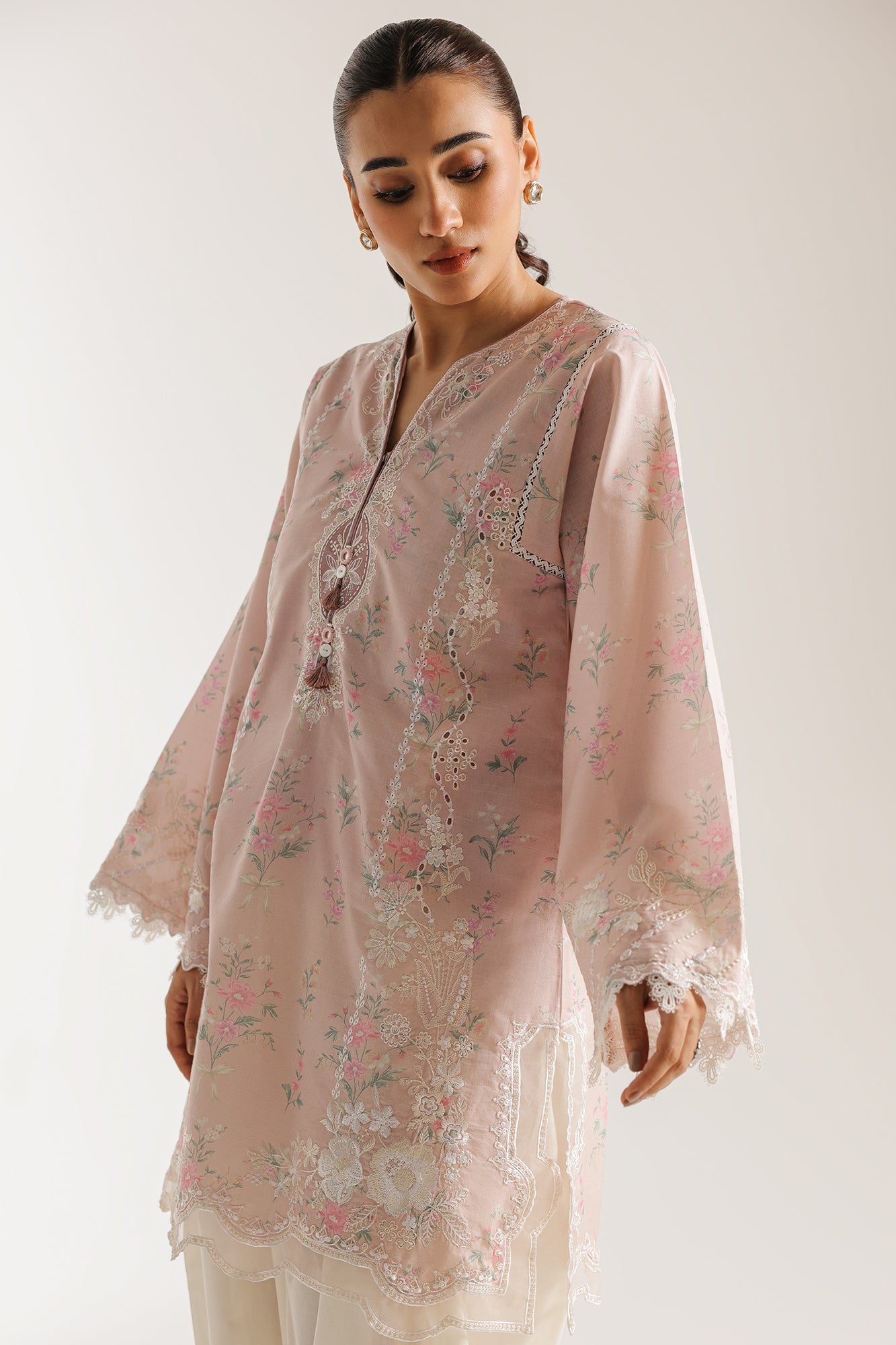 EMBROIDERED SUIT (E4499/103/315)