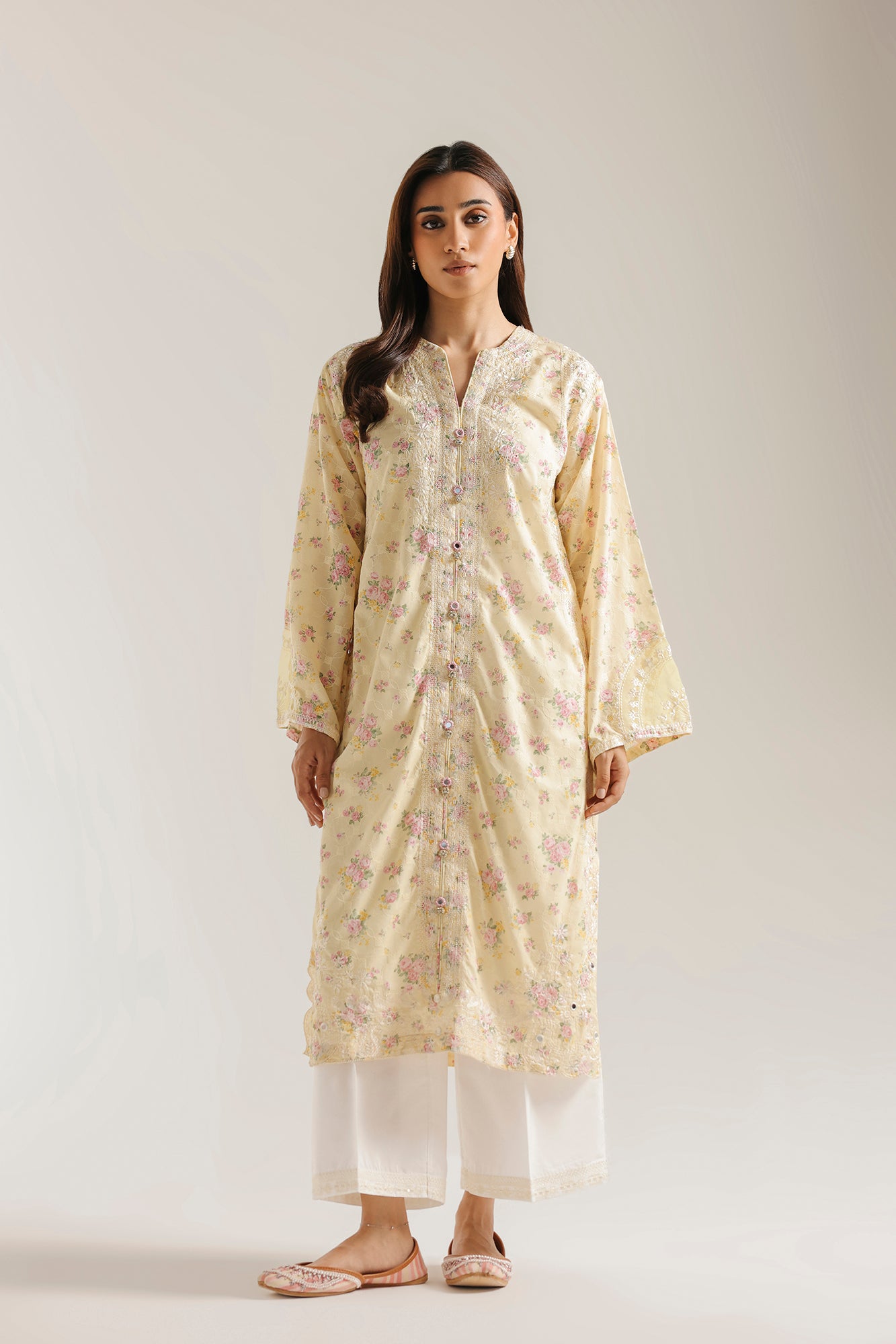 EMBROIDERED SUIT (E4514/103/408)