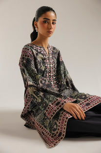 EMBROIDERED SUIT (E4556/103/902)