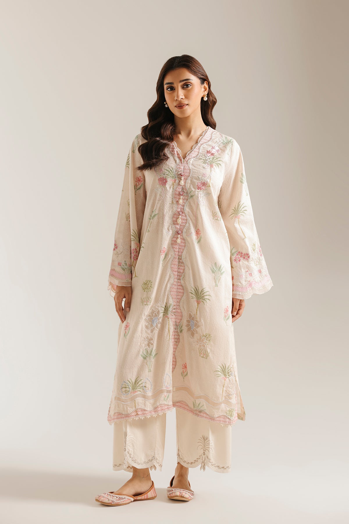 EMBROIDERED SUIT (E4616/103/002)