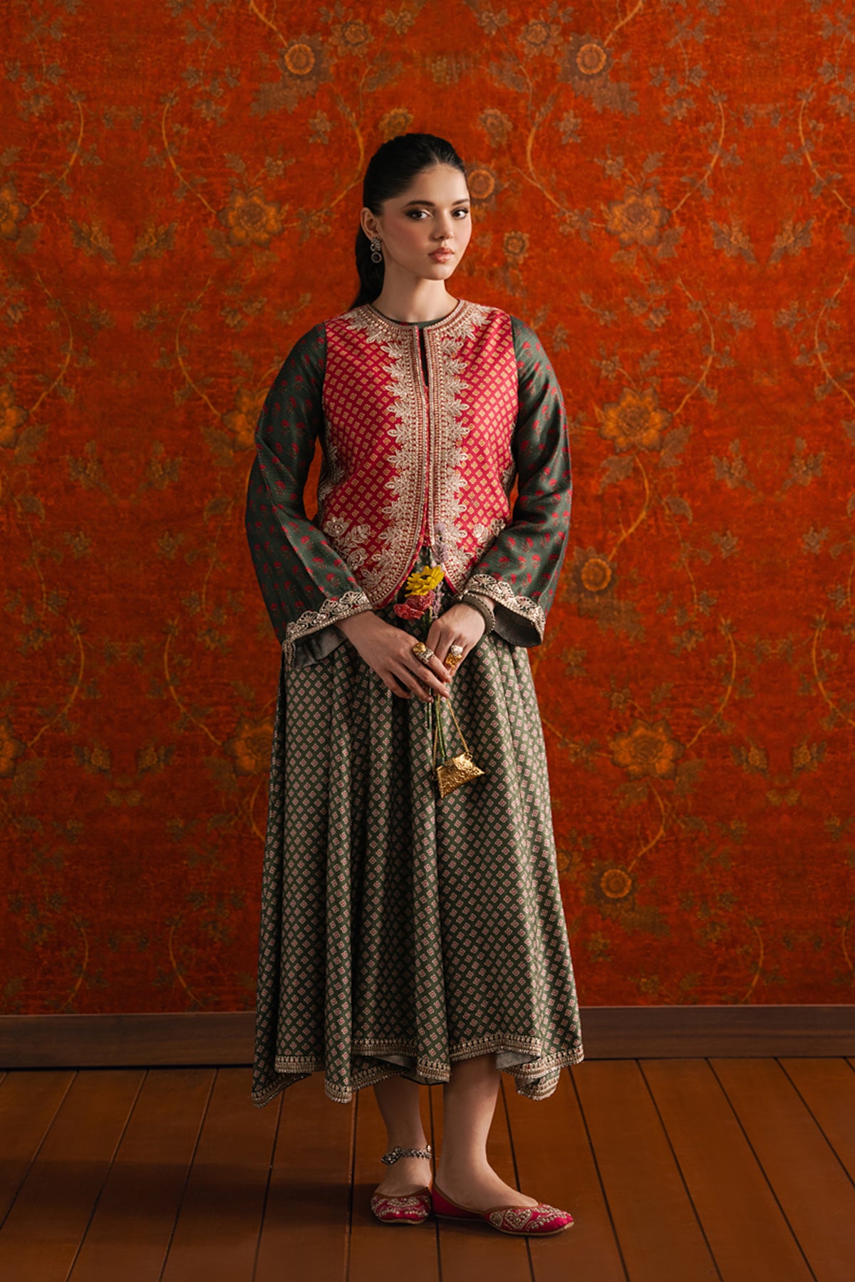EMBROIDERED SHIRT (E4704-103-707)