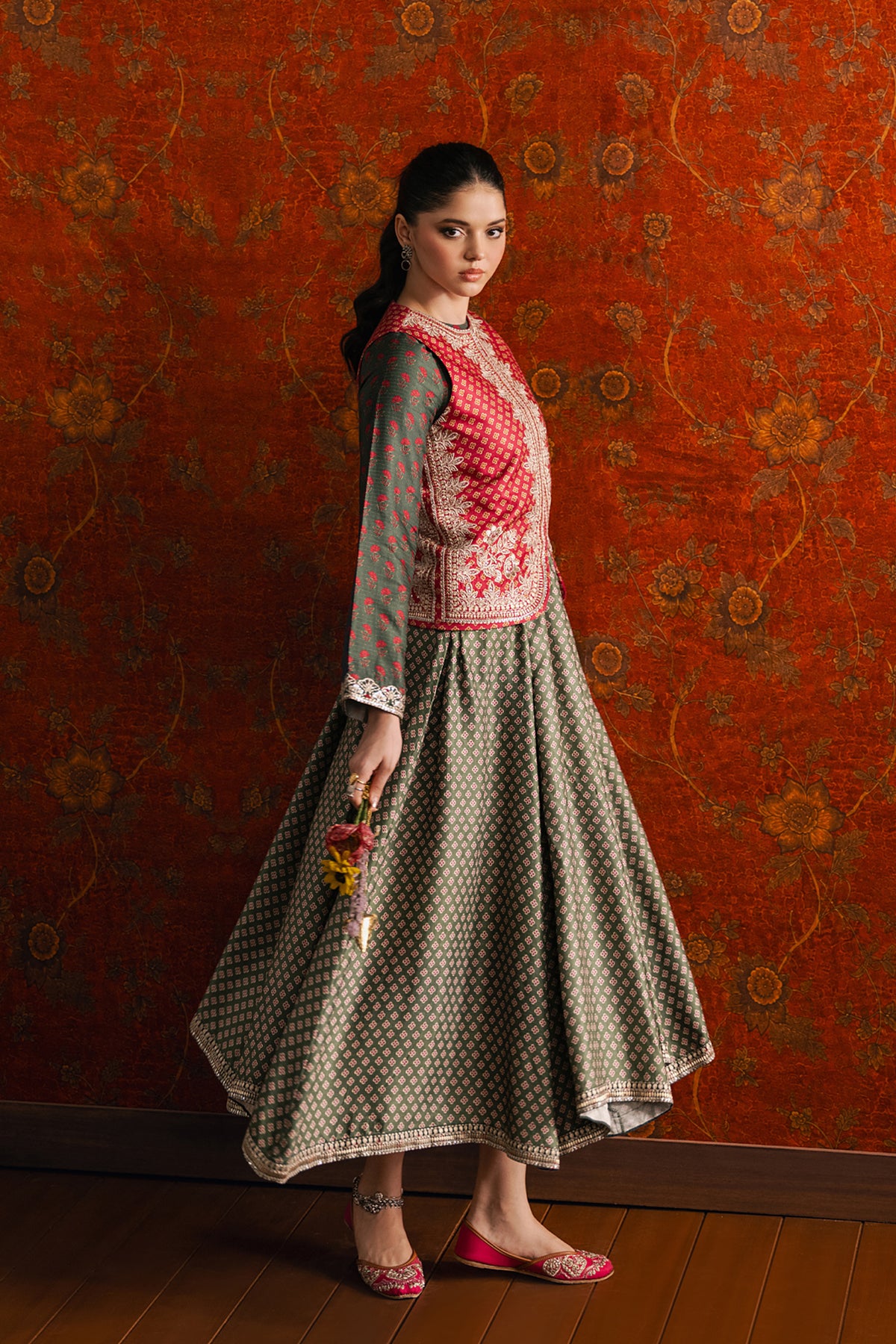 EMBROIDERED SHIRT (E4704-103-707)