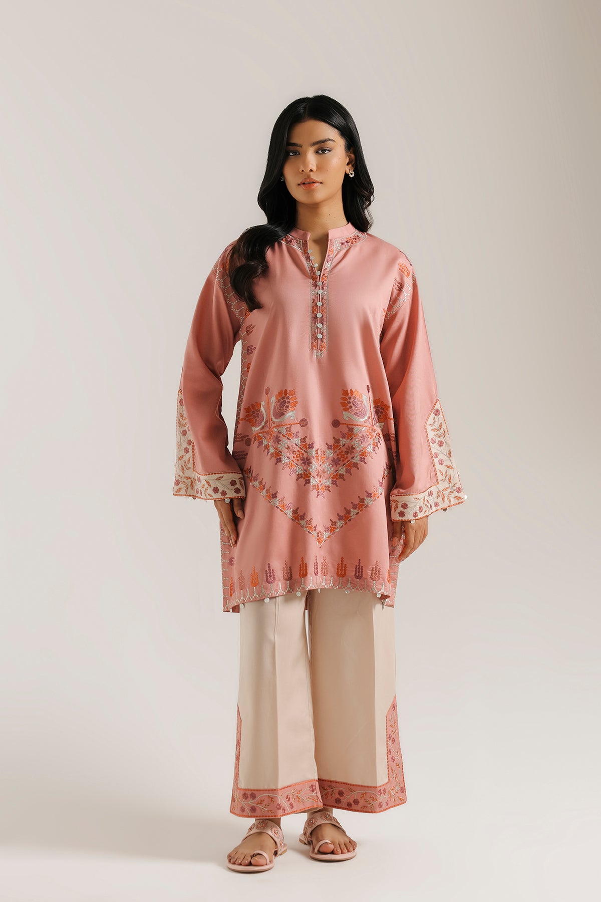 EMBROIDERED SUIT (E4773-103-328)