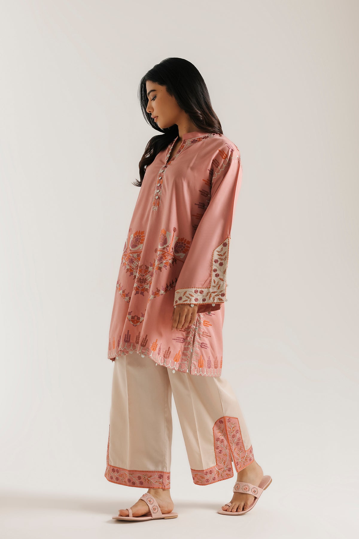 EMBROIDERED SUIT (E4773-103-328)