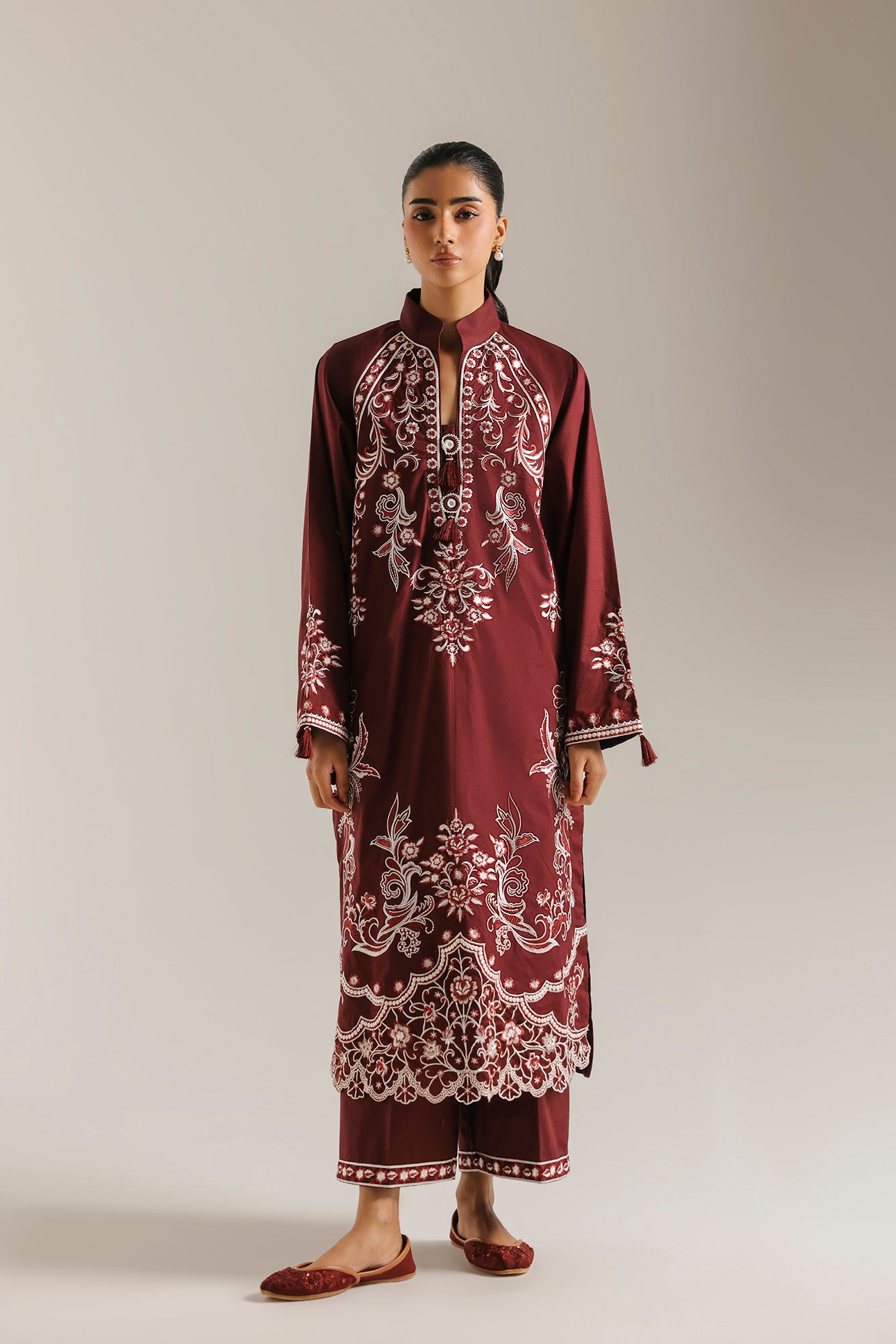 EMBROIDERED SUIT (E4781-103-303)