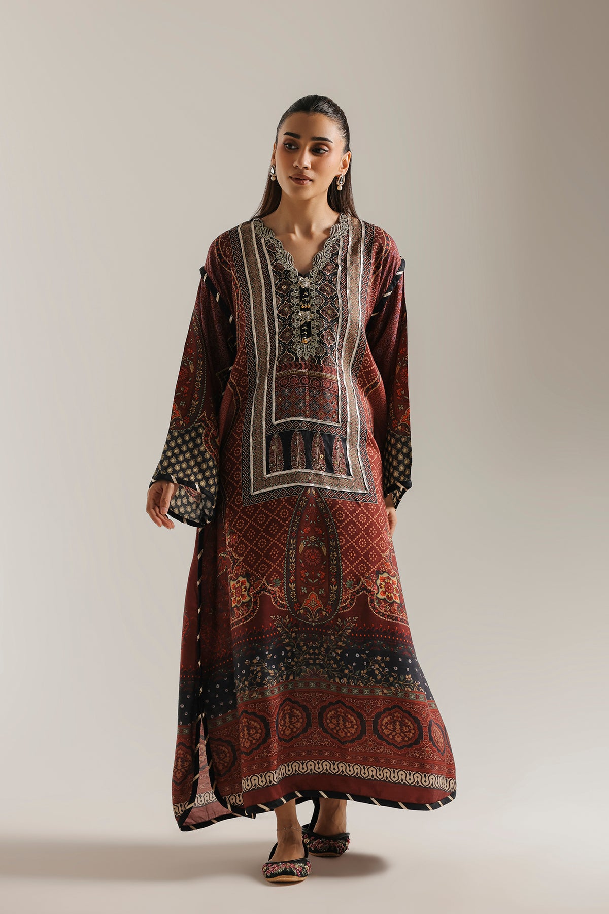 EMBROIDERED DRESS (E4833-103-901)