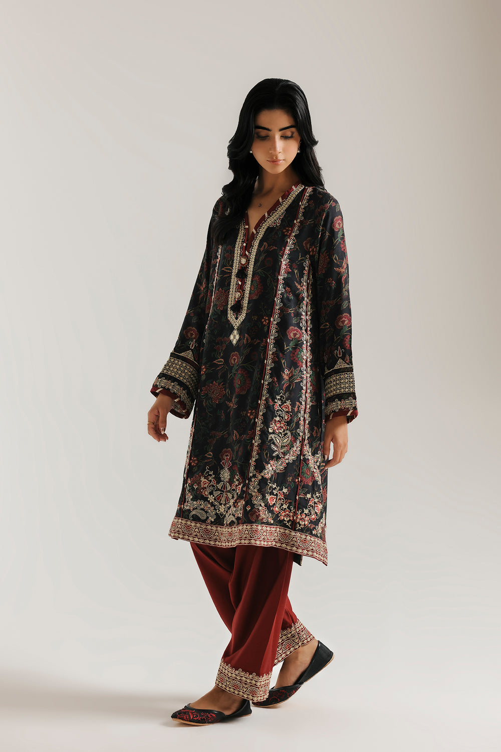 Bleached Rust Color ETHNC WOMEN - WINTER COLLECTION 2026