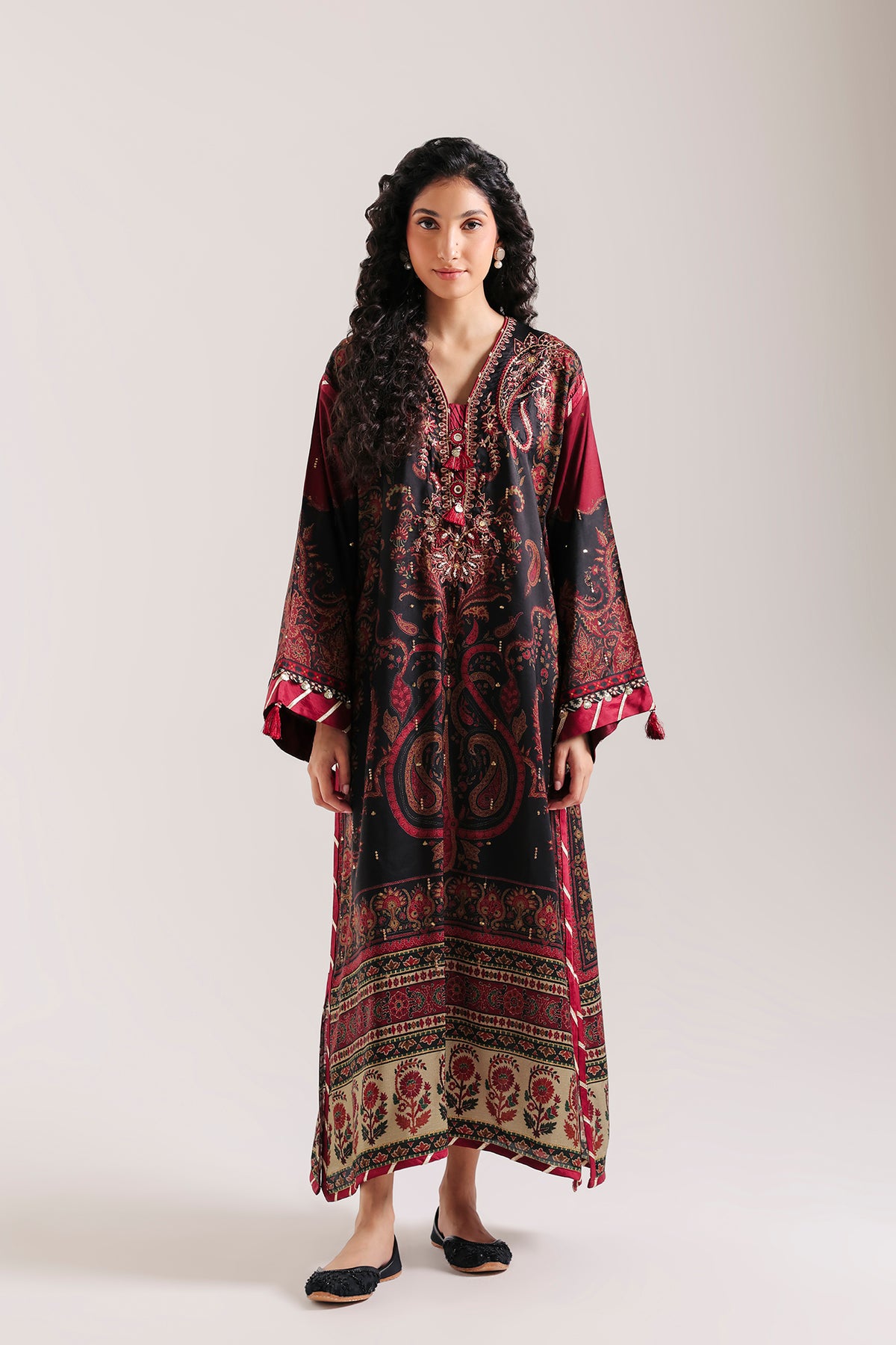 EMBROIDERED KAFTAN (E4849-103-303)