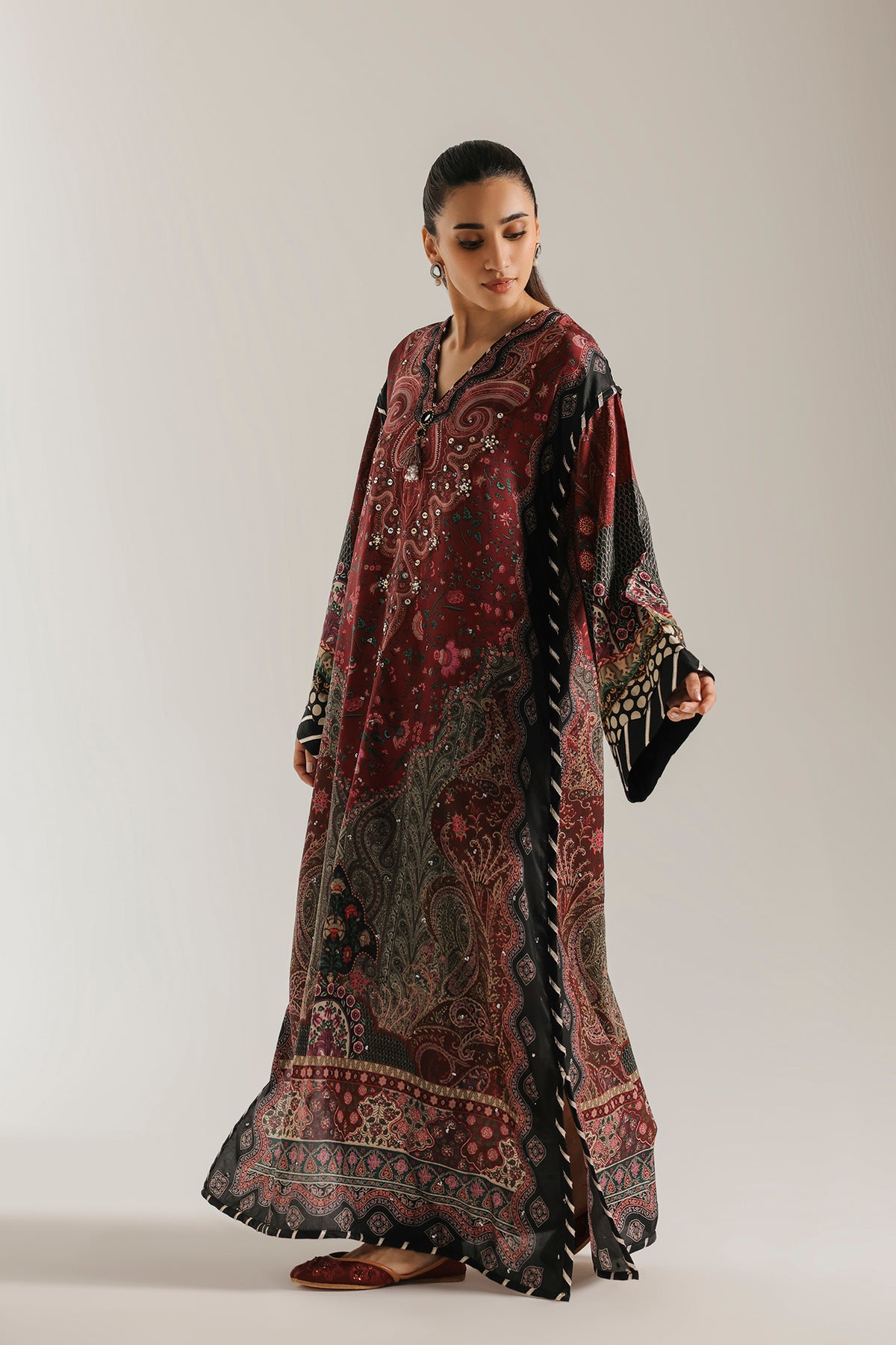 EMBROIDERED KAFTAN (E4852-103-402)