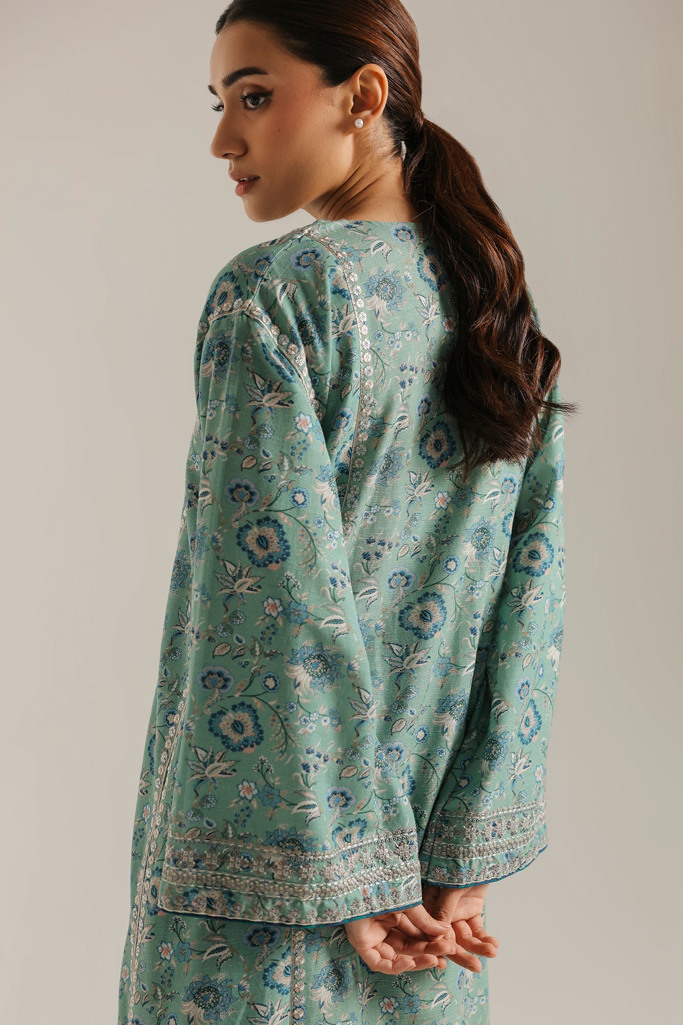 EMBROIDERED SUIT (E4867-103-710)
