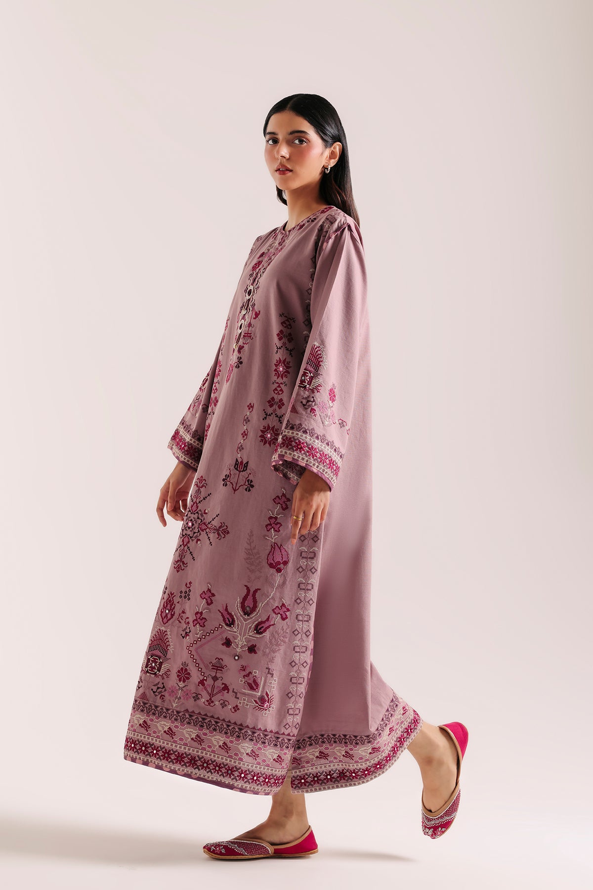 EMBROIDERED DRESS (E4897-103-530)