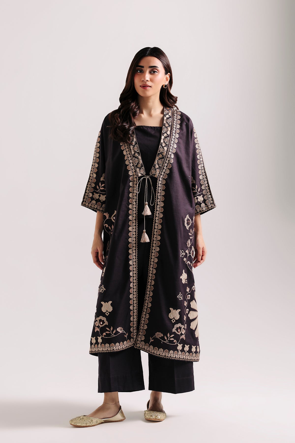 EMBROIDERED SUIT (E4941-103-802)