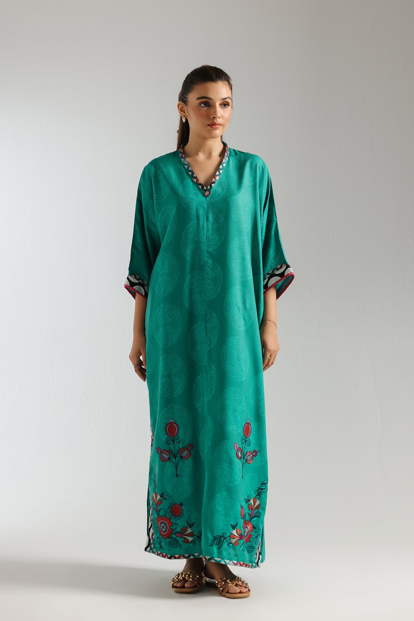 EMBROIDERED KAFTAN (E5053/102/708)