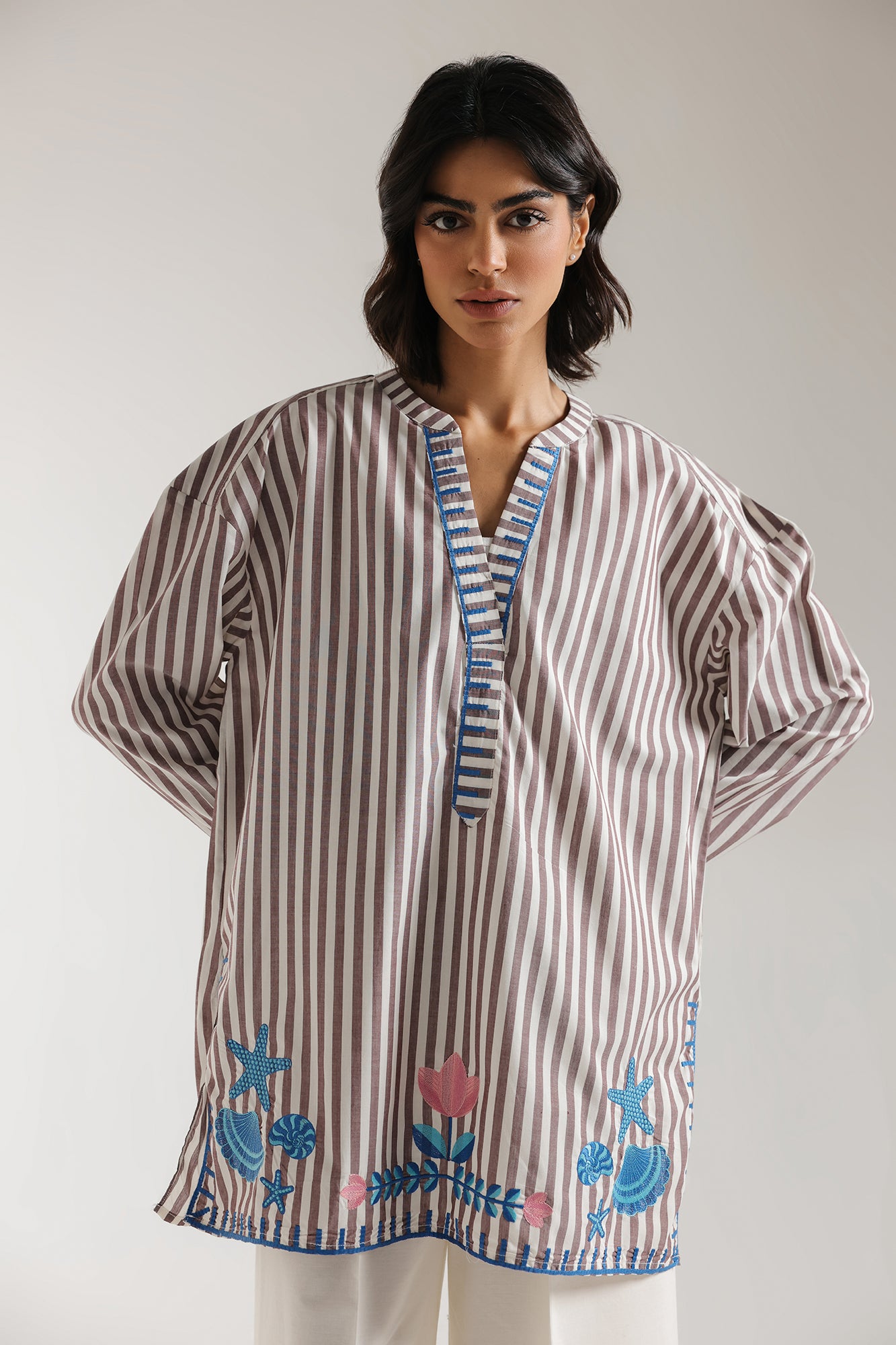 EMBROIDERED SHIRT (E5874/102/401)