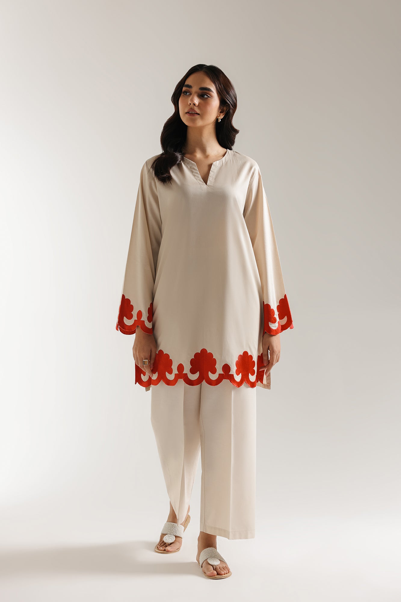 EMBROIDERED SHIRT (E5877/102/007)