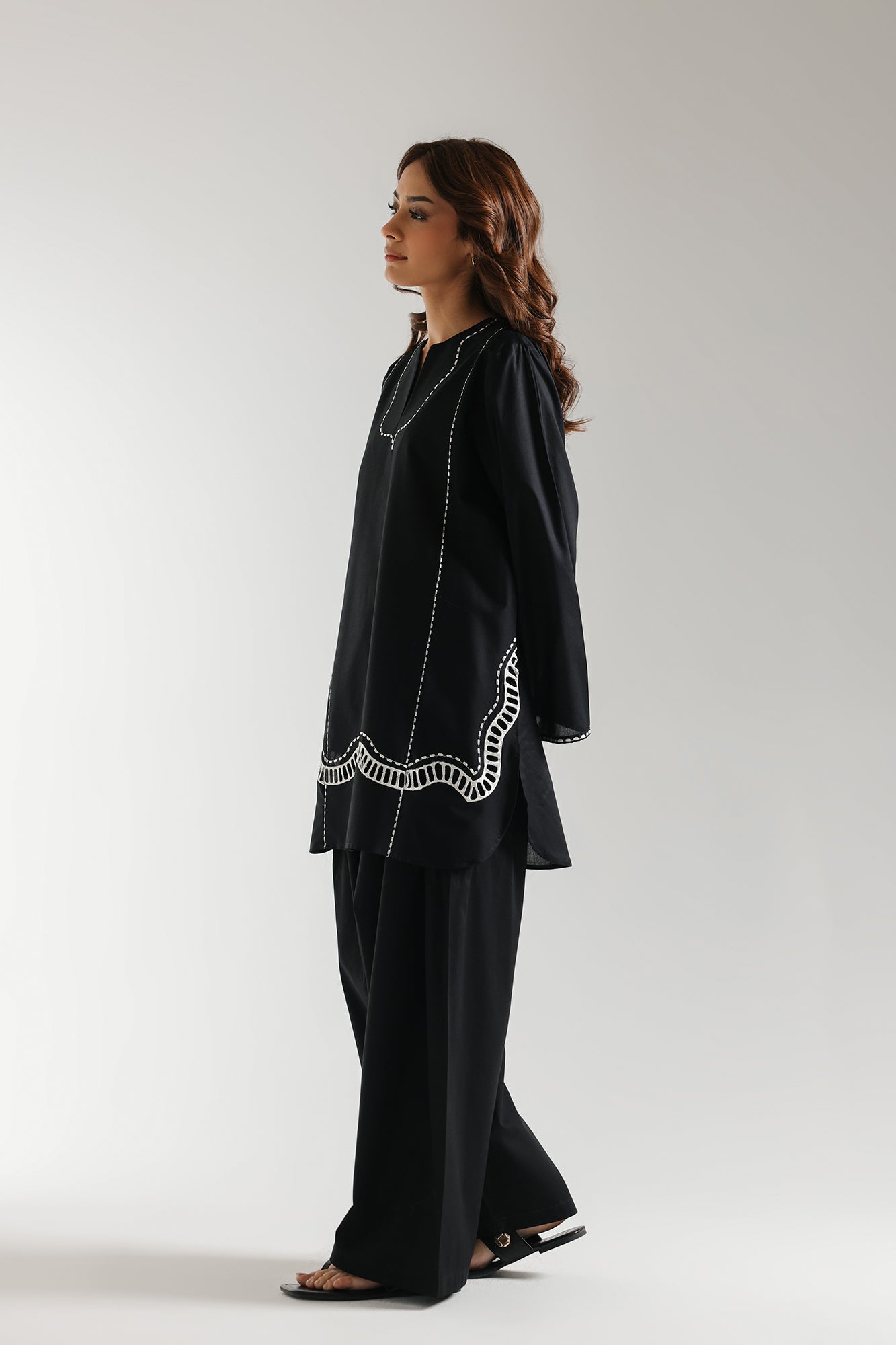 EMBROIDERED SHIRT (E5880/102/901)