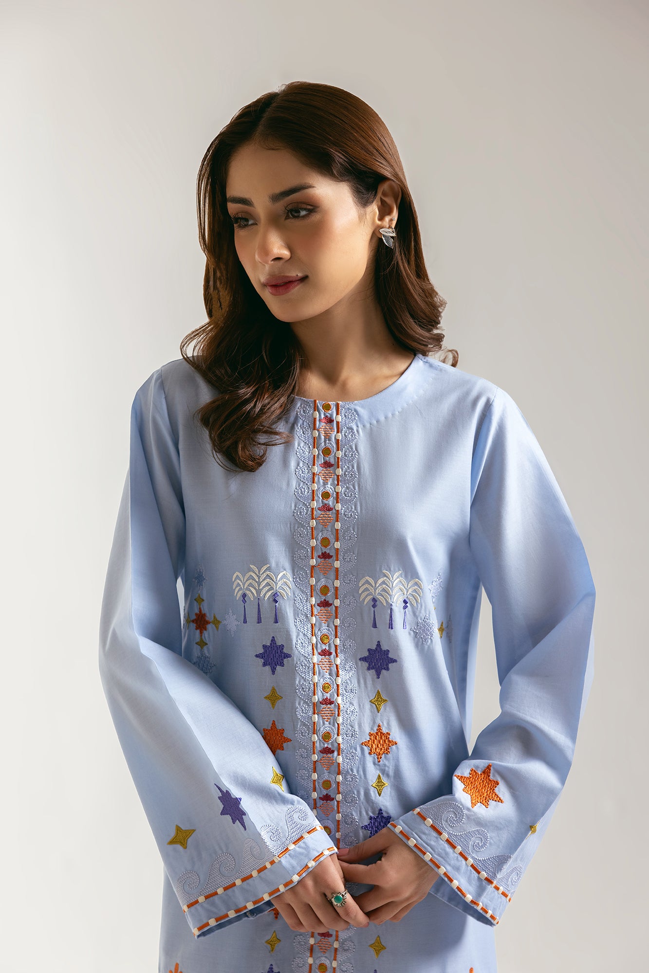 EMBROIDERED SUIT (E6103/102/635)